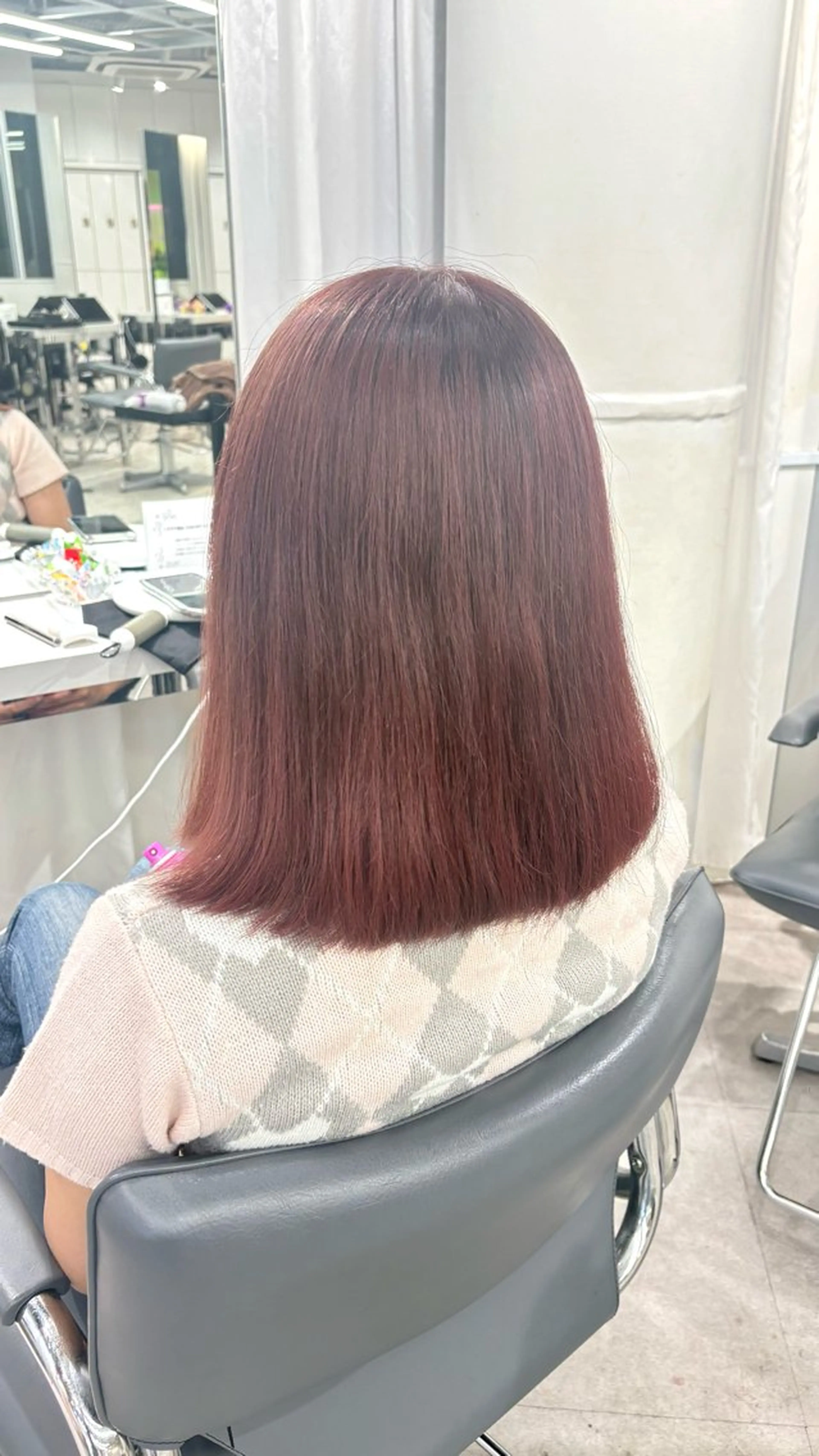 ミディアム カラー ブリーチ ピンクカラー ヘアカラー Euphoria  SHIBUYAGRANDE所属・モデル募集in渋谷 ソナのヘアスタイル