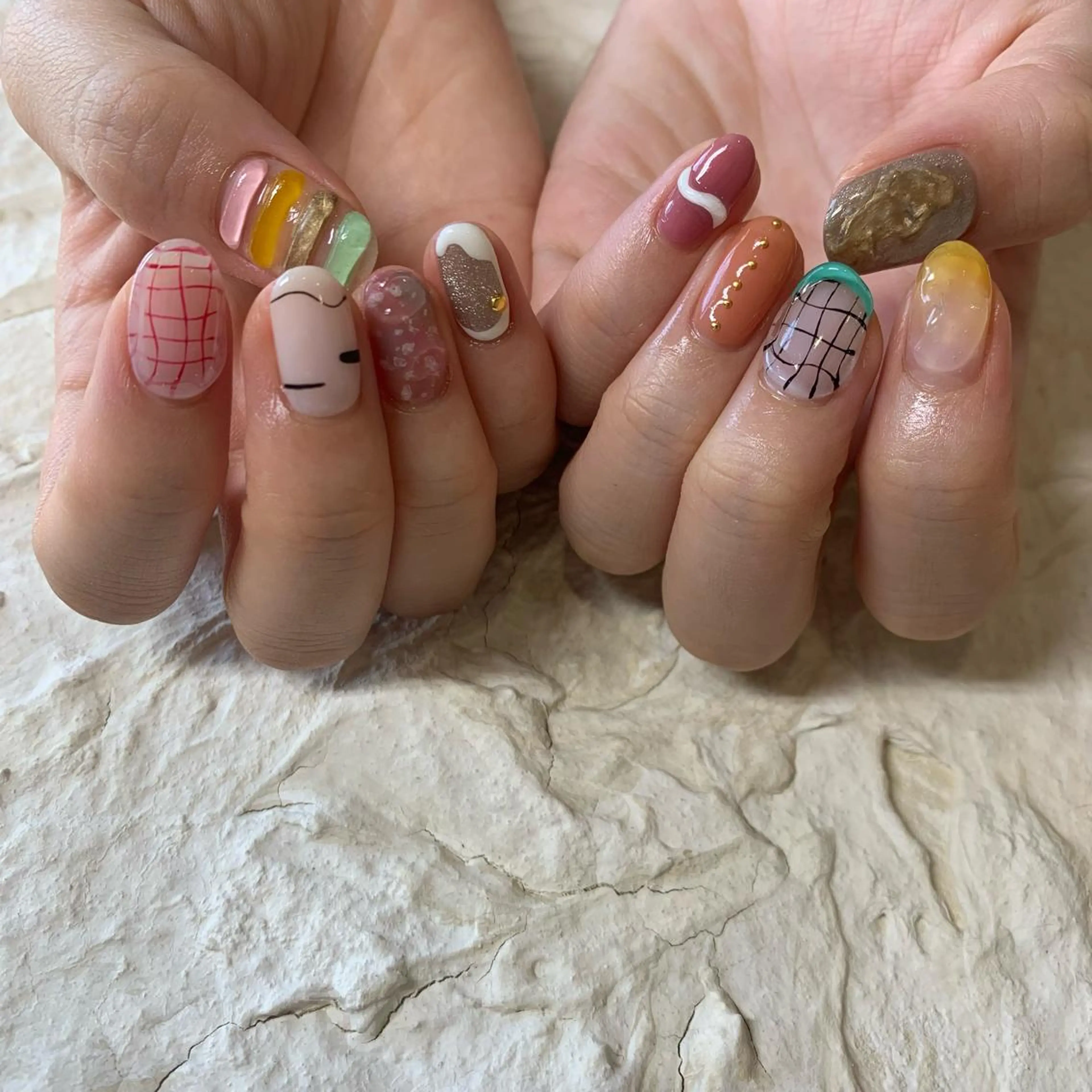 ネイル ハンドネイル 佐藤 穂乃香のネイルデザイン