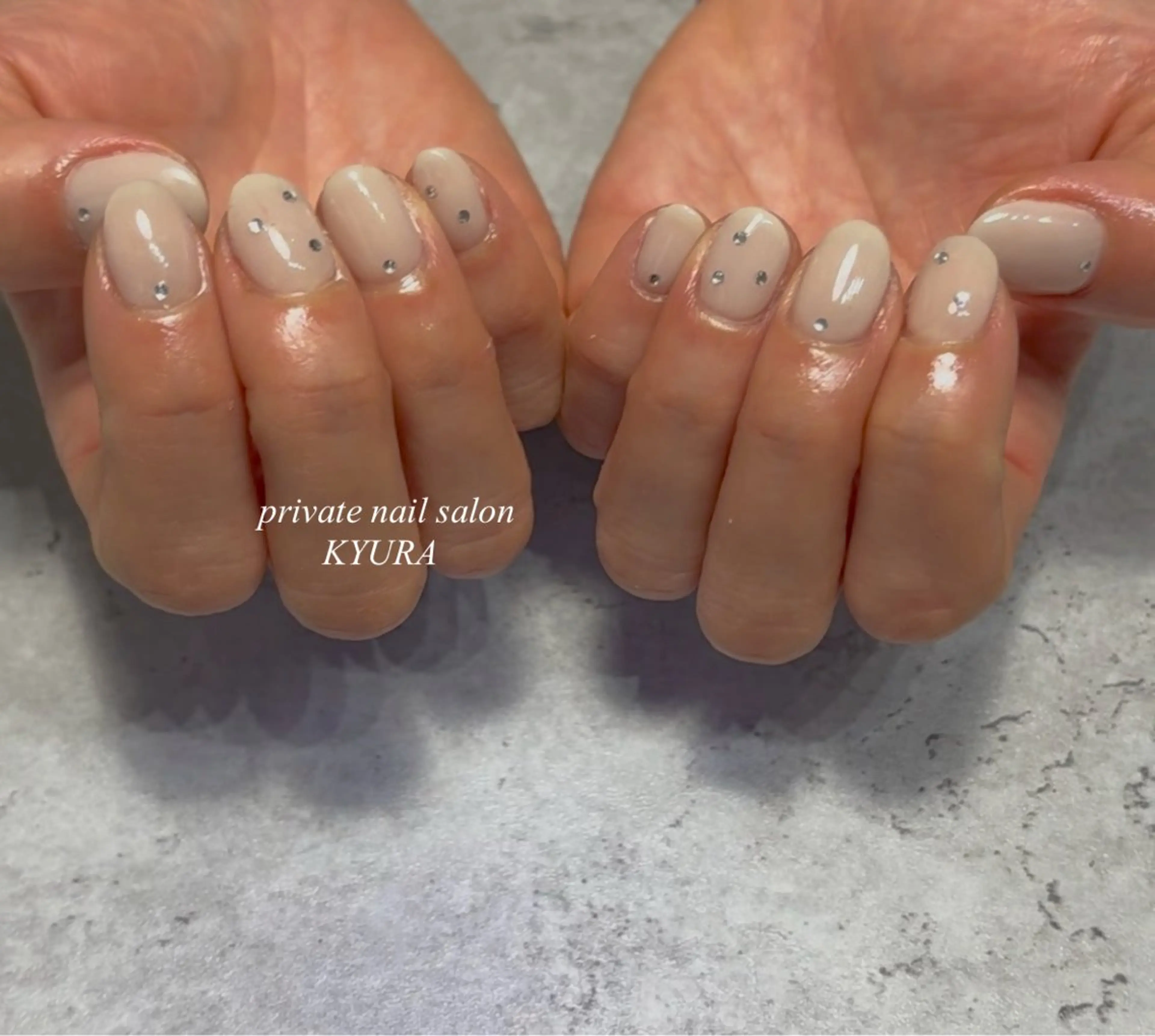 ネイル ワンカラーネイル 大東市ネイルサロン 【KYURA】ｷｭﾗのネイルデザイン