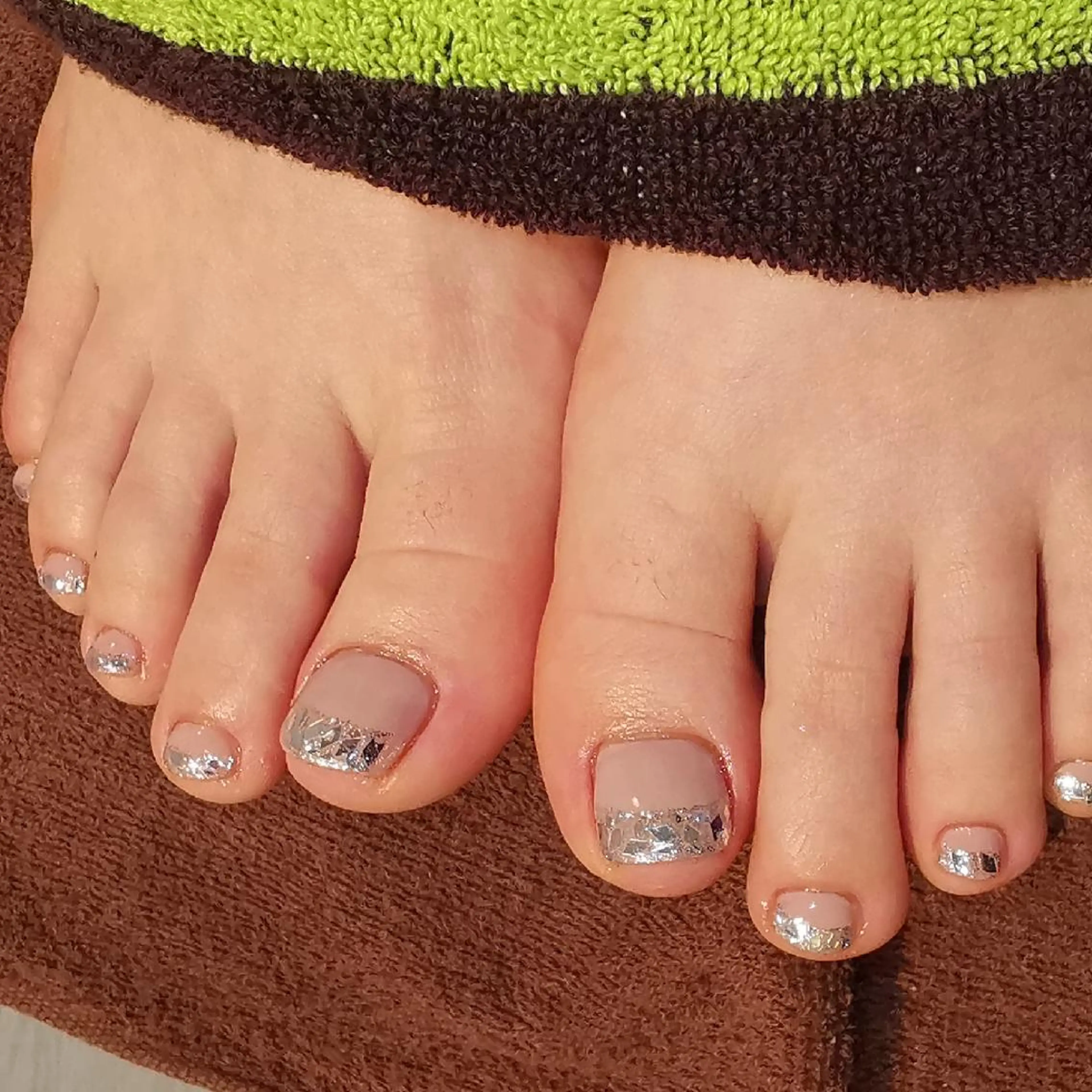 ネイル フレンチネイル ガラスフレンチ フットネイル reve あやののネイルデザイン