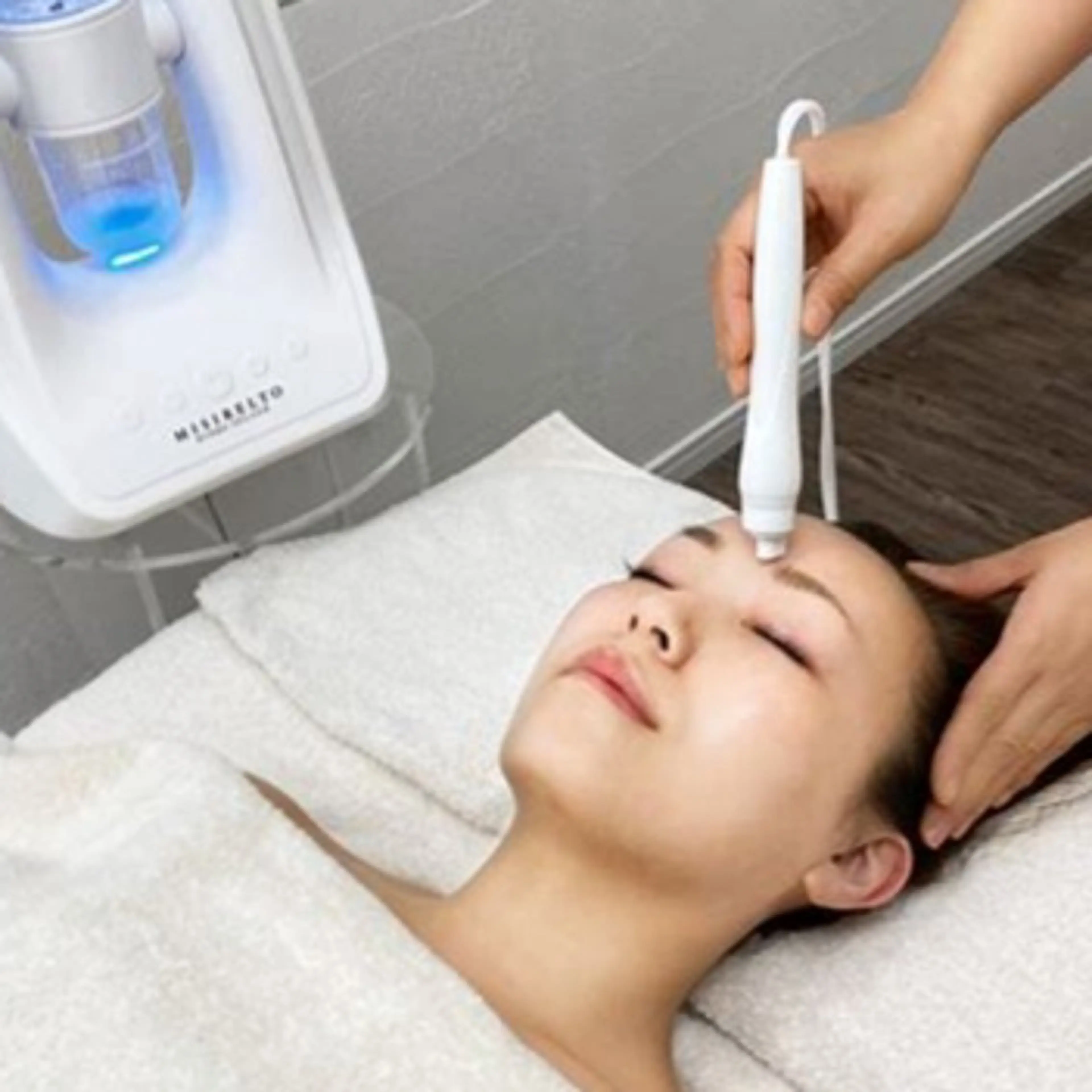 【📷モニター価格】毛穴スッキリ！毛穴洗浄&吸引 ハイドロピーリング　60分の写真