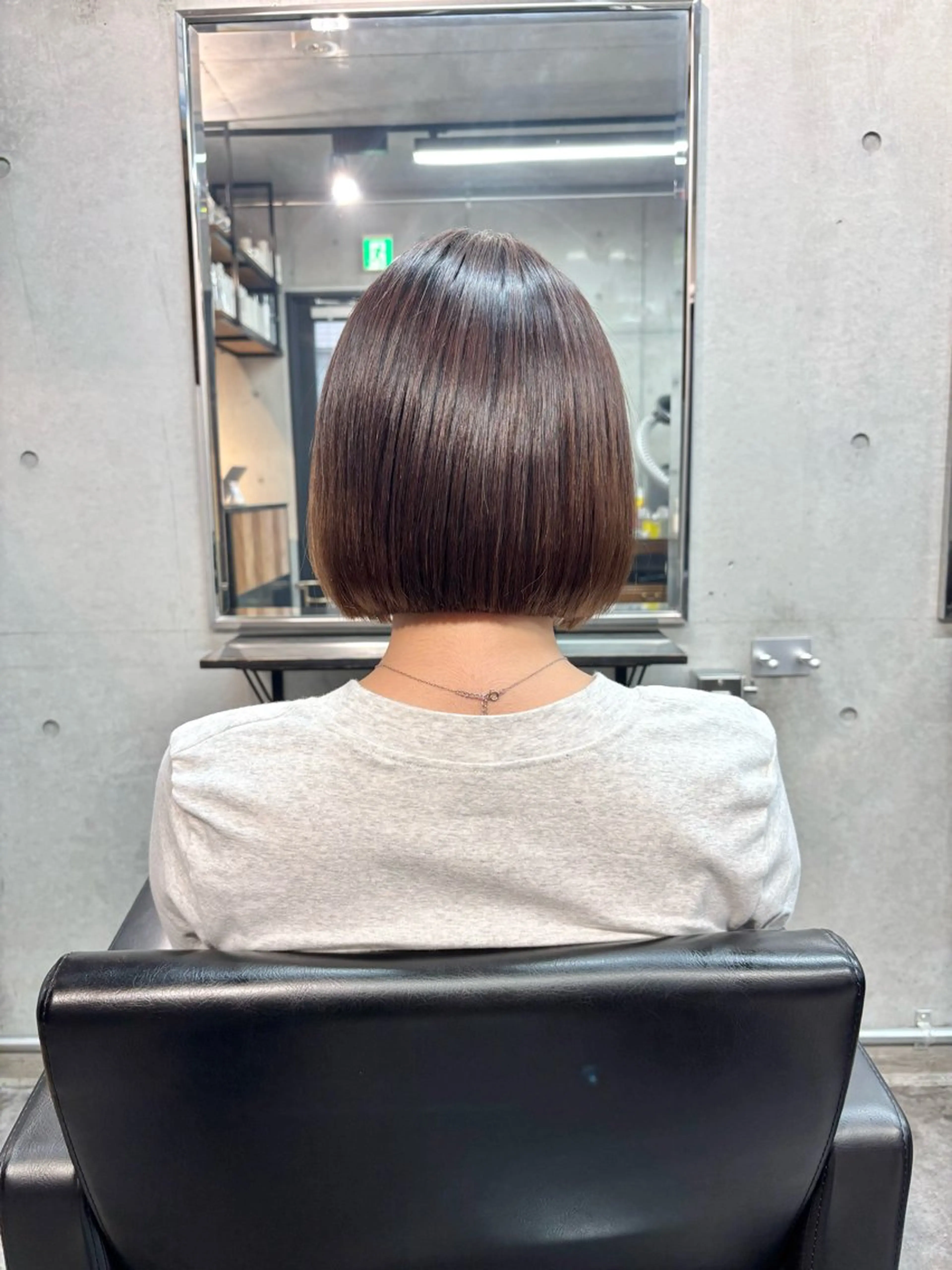 ショート カラー パーマ ブリーチ 髪質改善 縮毛矯正 トリートメント 酸性ストレート カット 縮毛矯正 トリートメント ショートボブ縮毛矯正 髪質改善のプロ山道潤のヘアスタイル