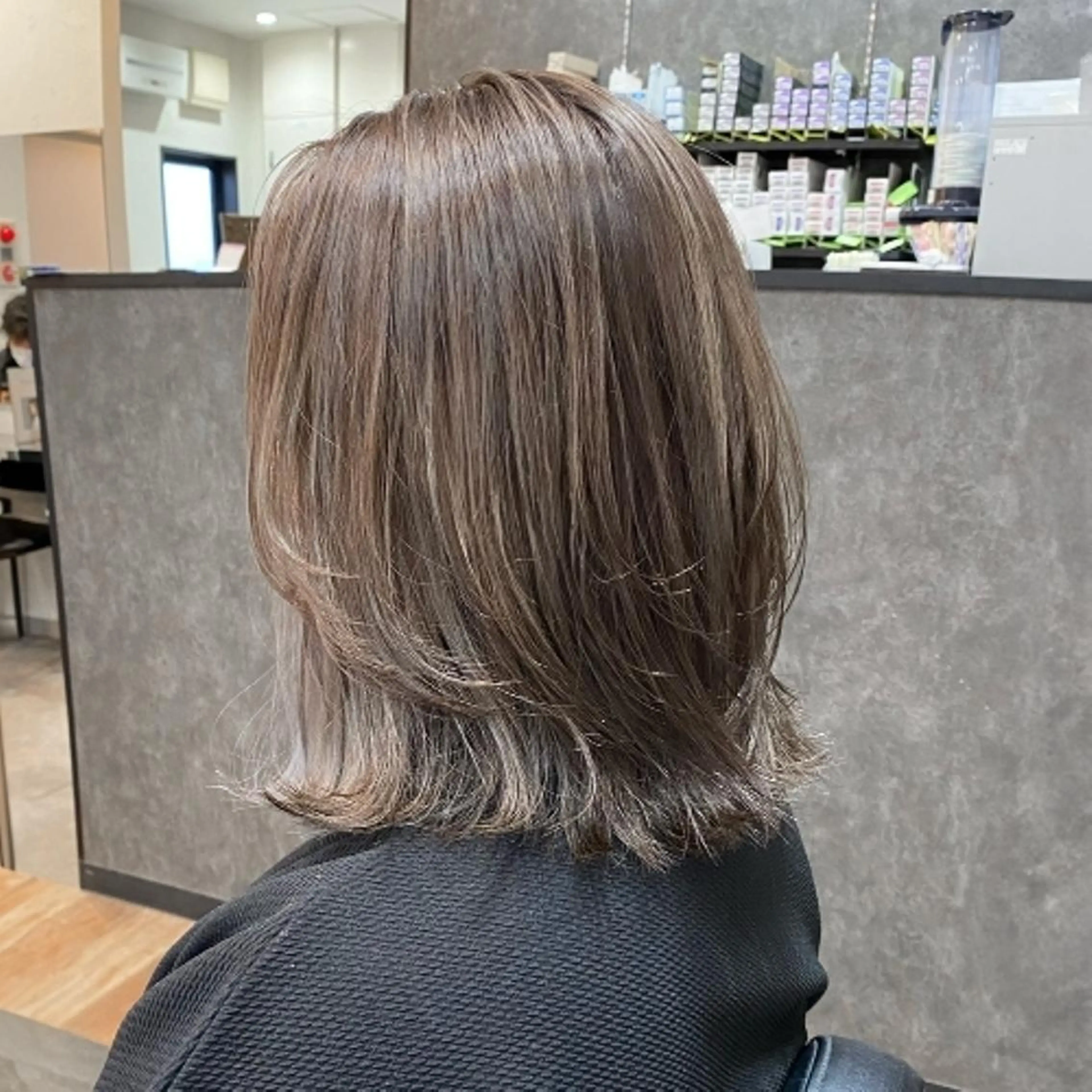 カラー ミディアム ヘアケアサロン MAIN[メイン]のヘアスタイル