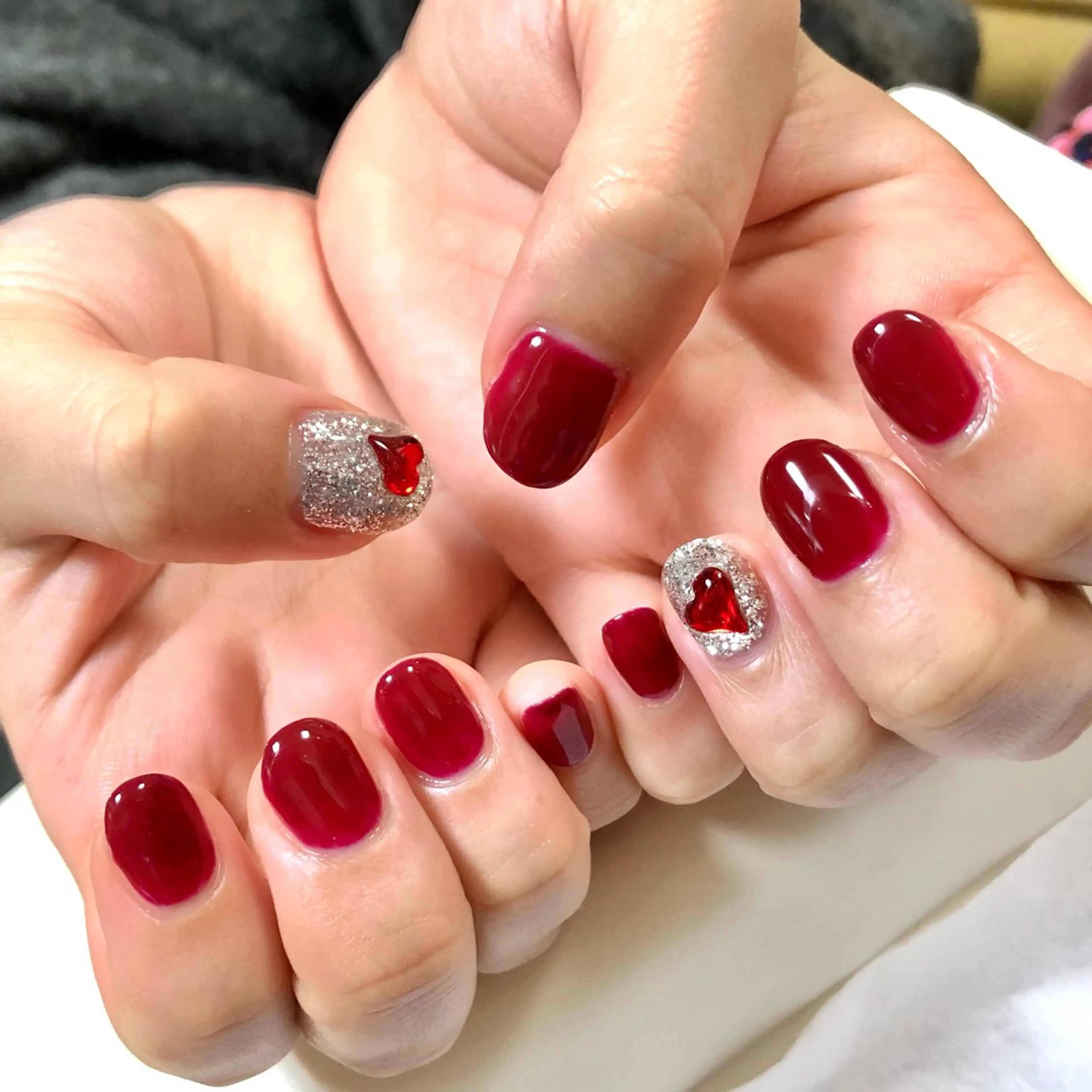 ネイル ボルドー ジェルネイル シルバー シンプルネイル ハンドネイル meeho所属・salon *meehoのネイルデザイン