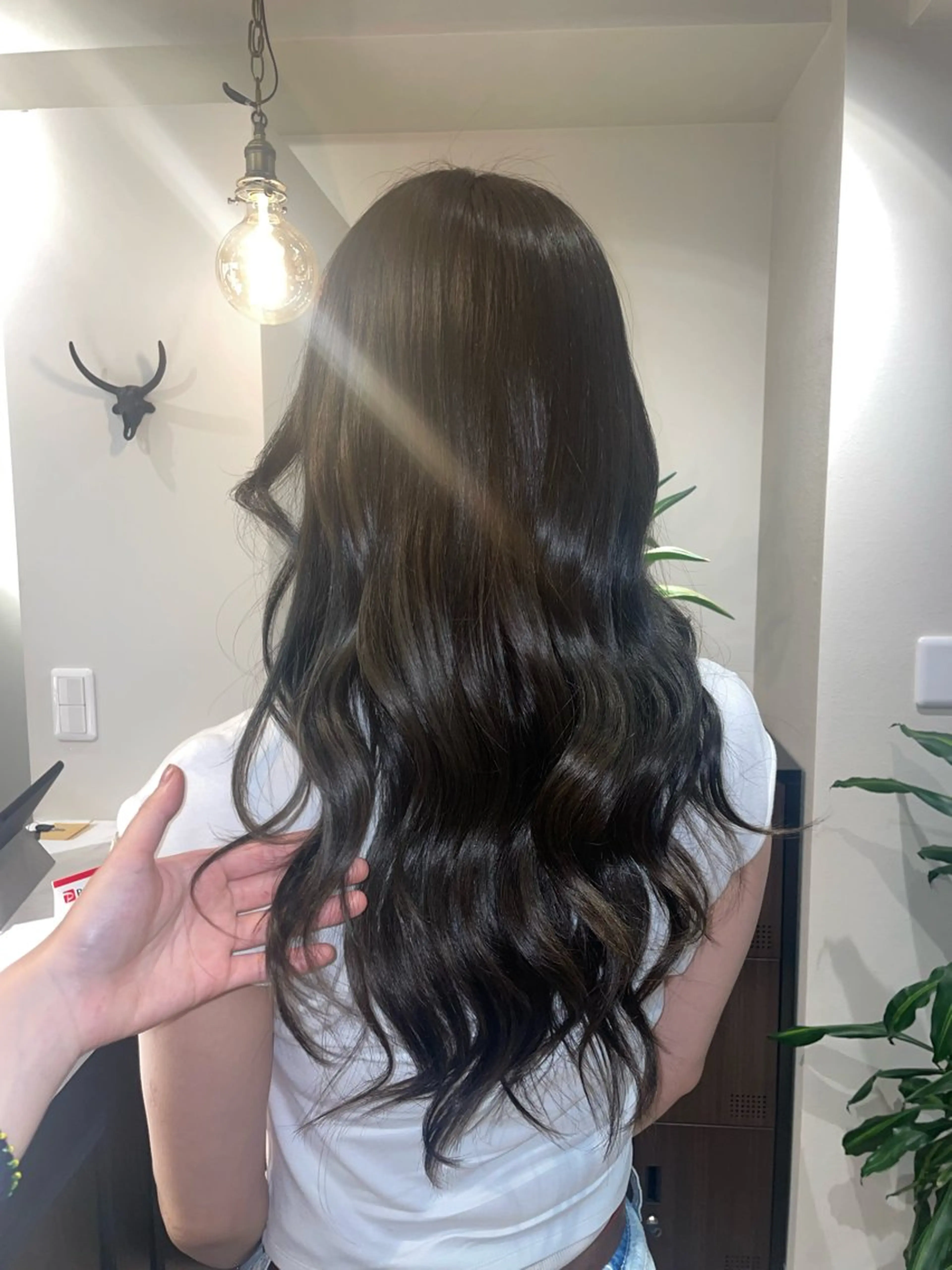 ロング カラー diar平塚所属・倉川 結花のヘアスタイル