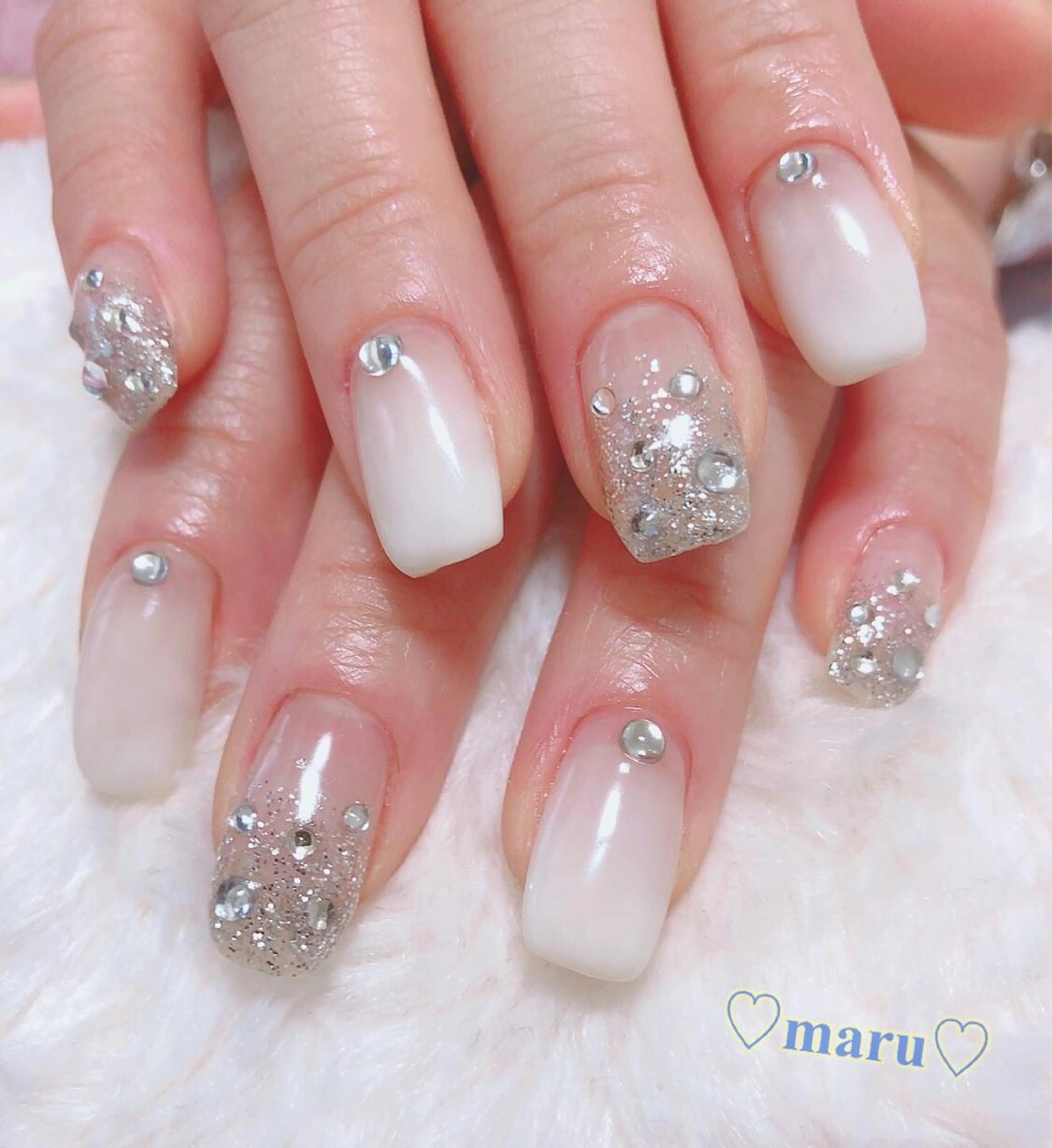 ネイル ハンドネイル フットネイル まるみ ♡のネイルデザイン