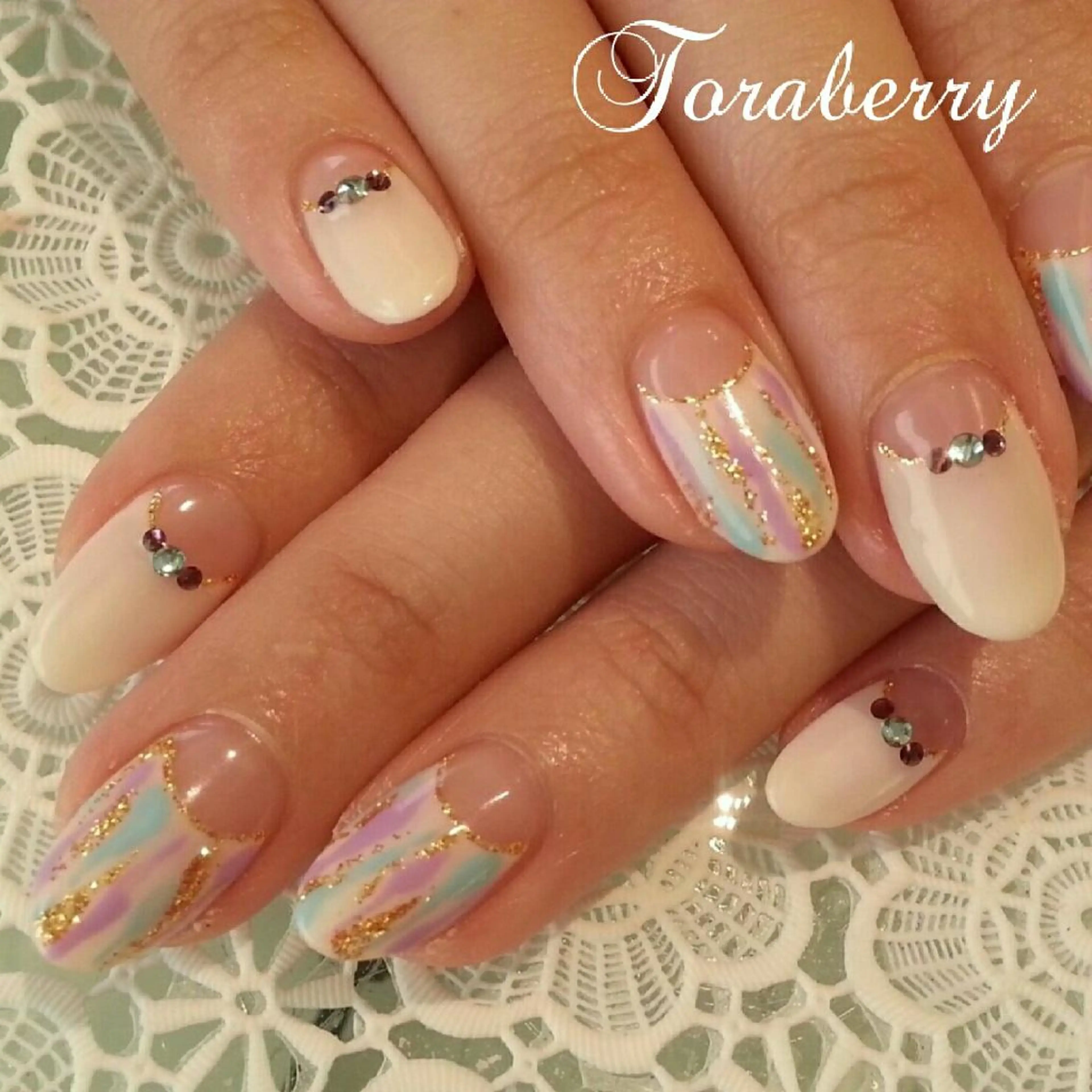 ネイル フレンチネイル 逆フレンチ ネイリスト なつみのネイルデザイン