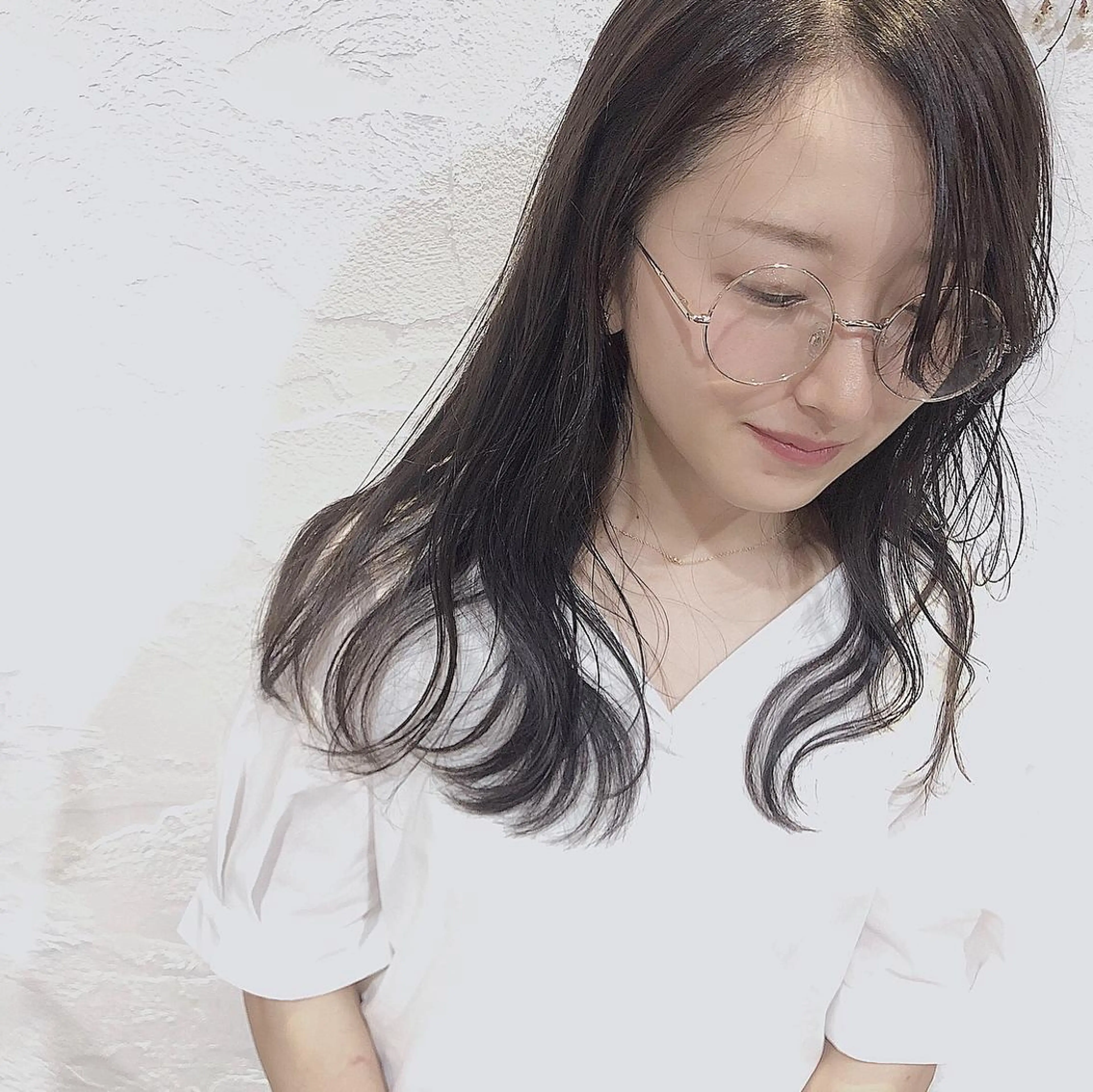 セミロング 圧倒的透明感カラー nana🦕のヘアスタイル