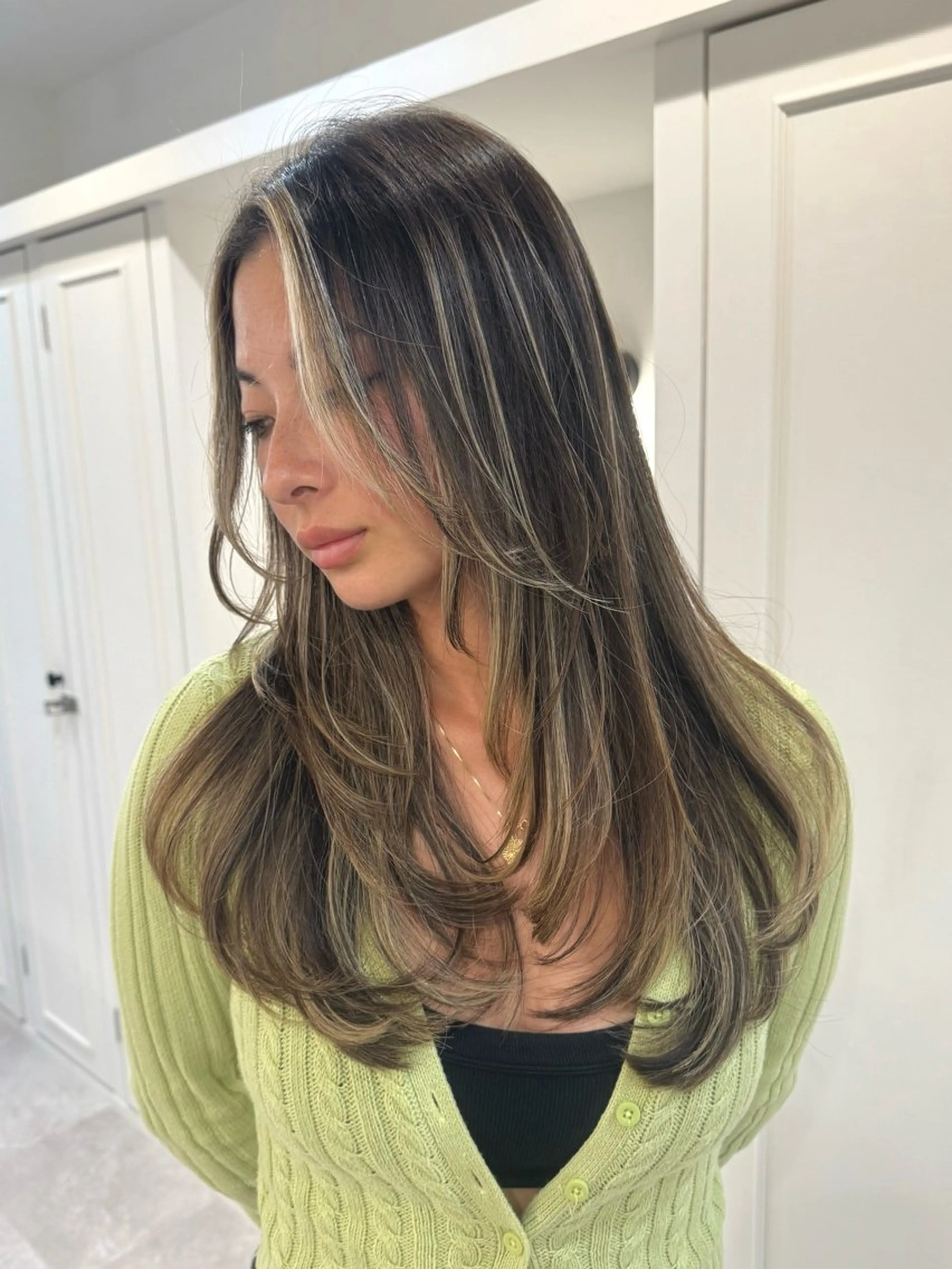 ⭐️ご新規様限定⭐️スタイリストSHU限定クーポン⭐️デザインカット+外国人風デザインハイライトMIX✂︎¥17600〜の写真