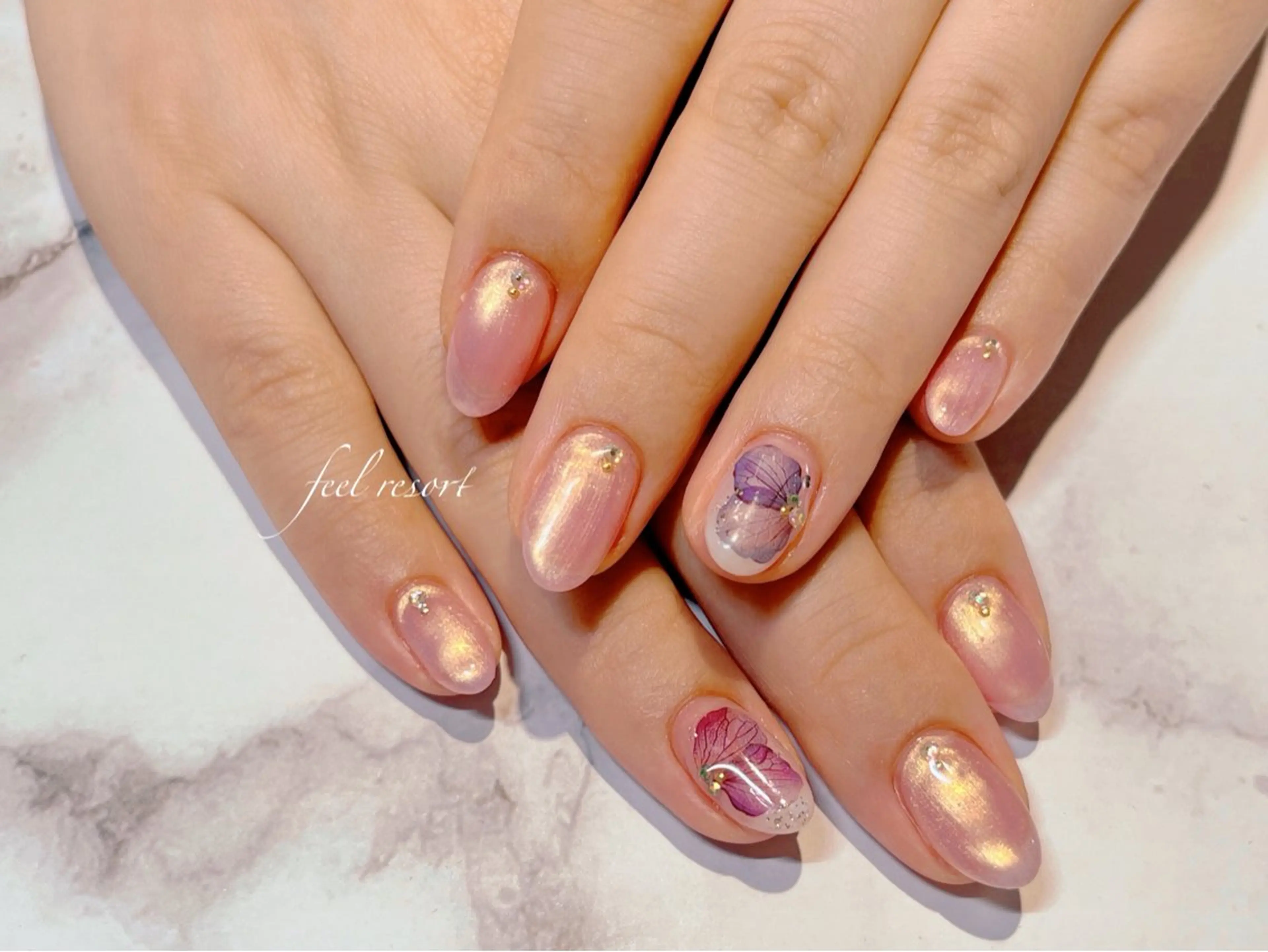 ネイル 長さ出し フットネイル フレンチネイル ジェルネイル ガラスフレンチ ハンドネイル Lien（リアン） 銀座駅6分のネイルデザイン