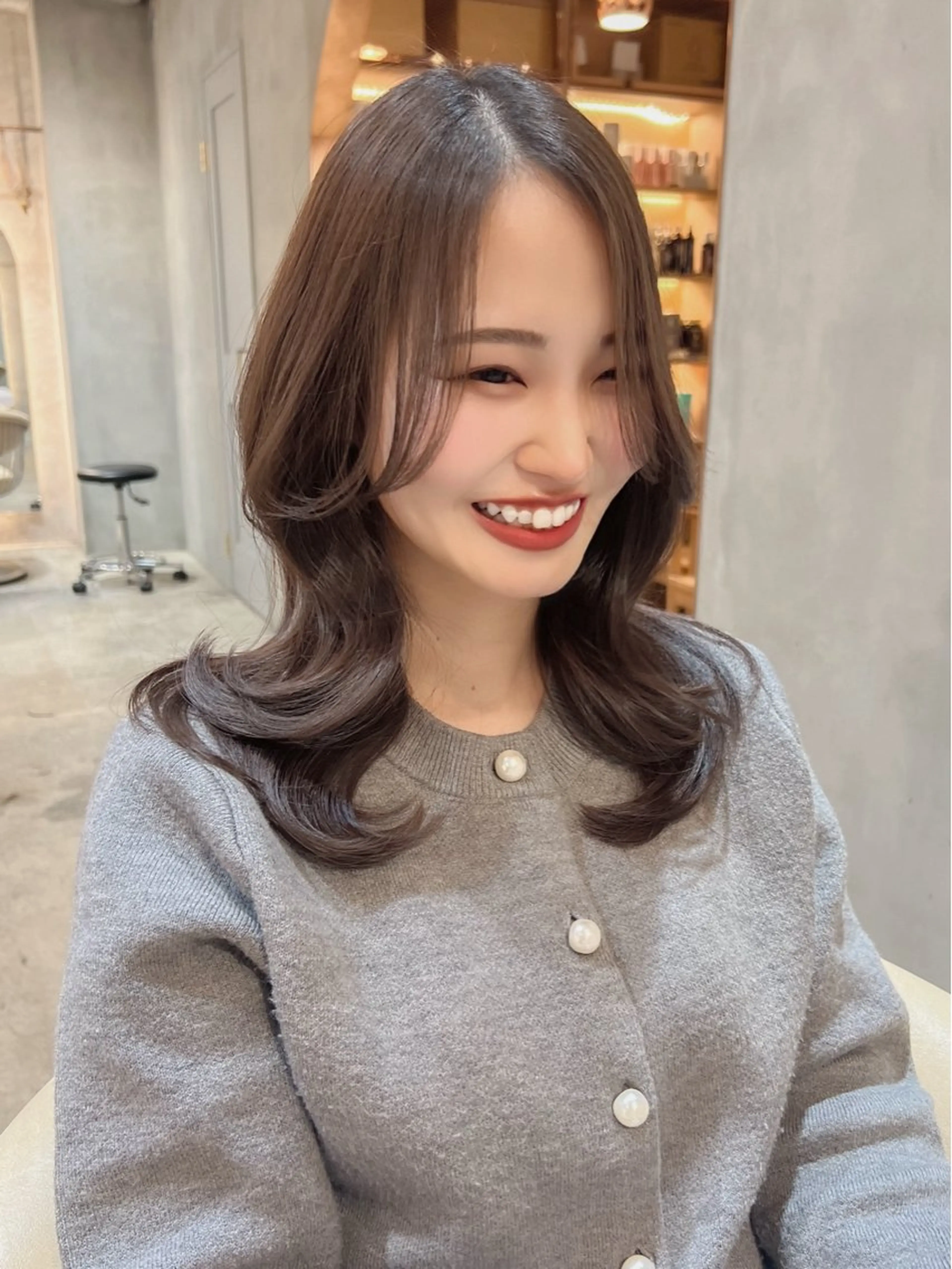 セミロング カラー 透明感カラー 韓国風ヘア レイヤーカット ヘアカラー 韓国ヘア🇰🇷／艶 カラー🫧/木村和生のヘアスタイル