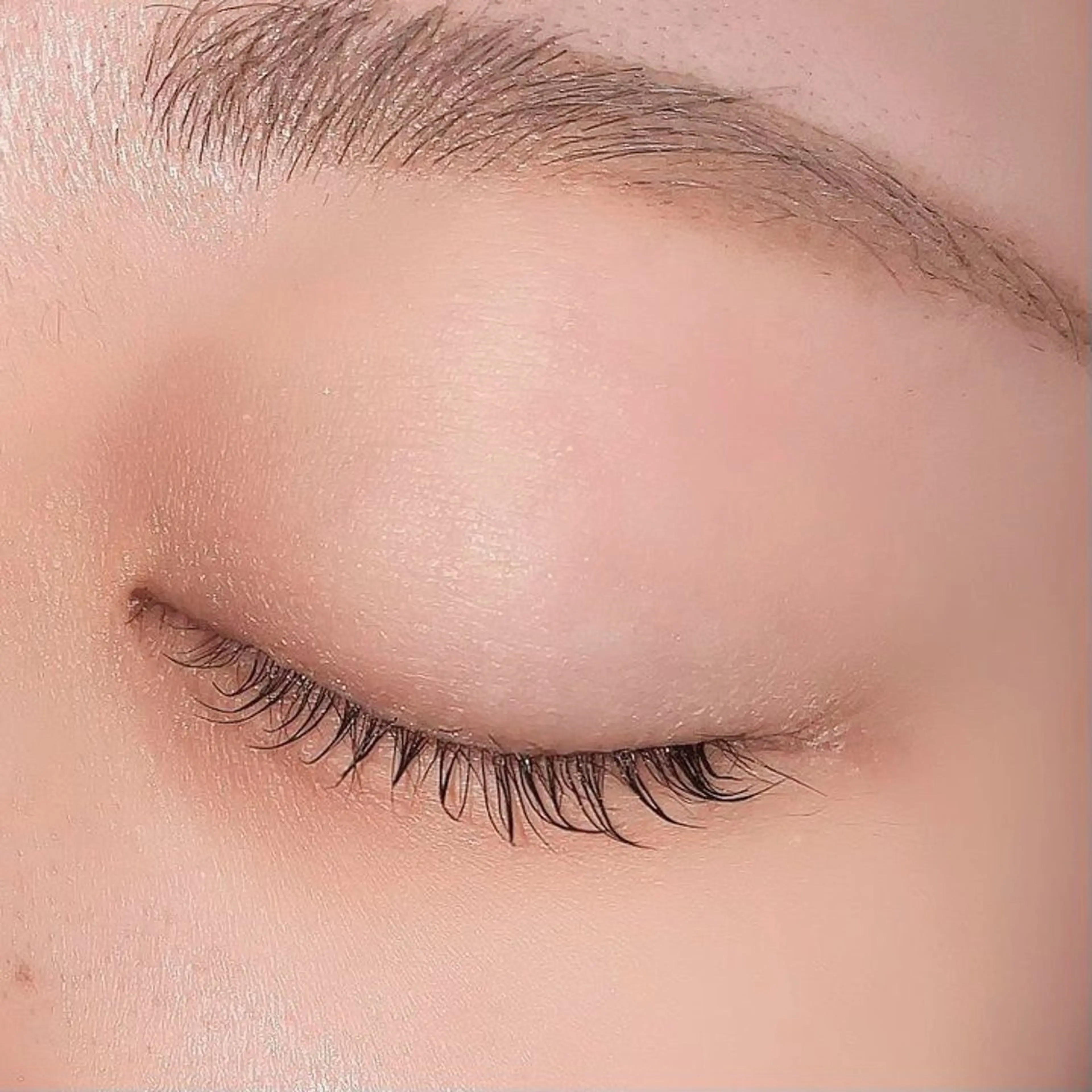 マツエク・マツパ meRK京都駅前店 kiaraのヘアスタイル