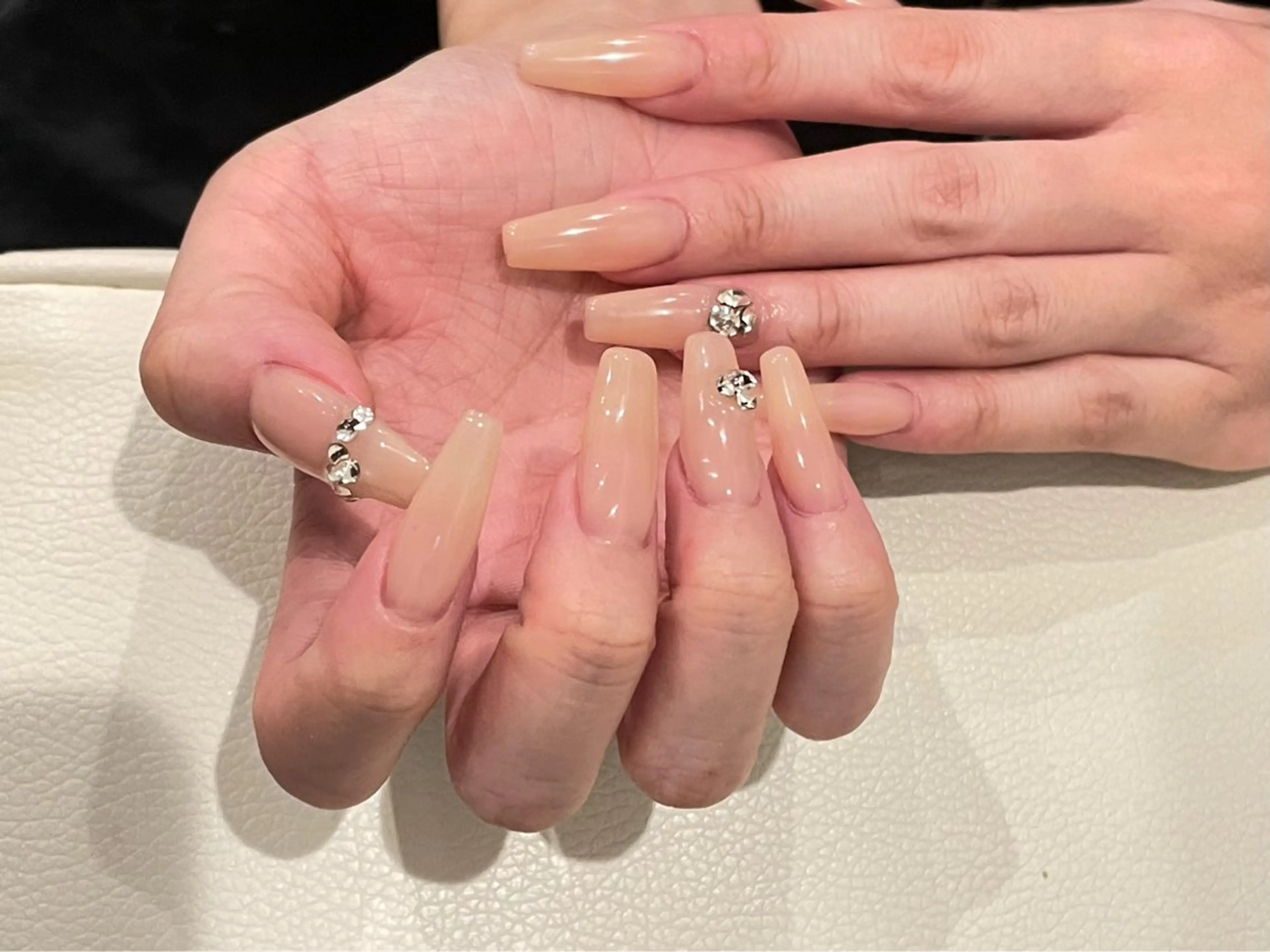 ネイル オーロラネイル チークネイル フレンチネイル ガラスフレンチ グラデーション H&Bsalon カイのネイルデザイン