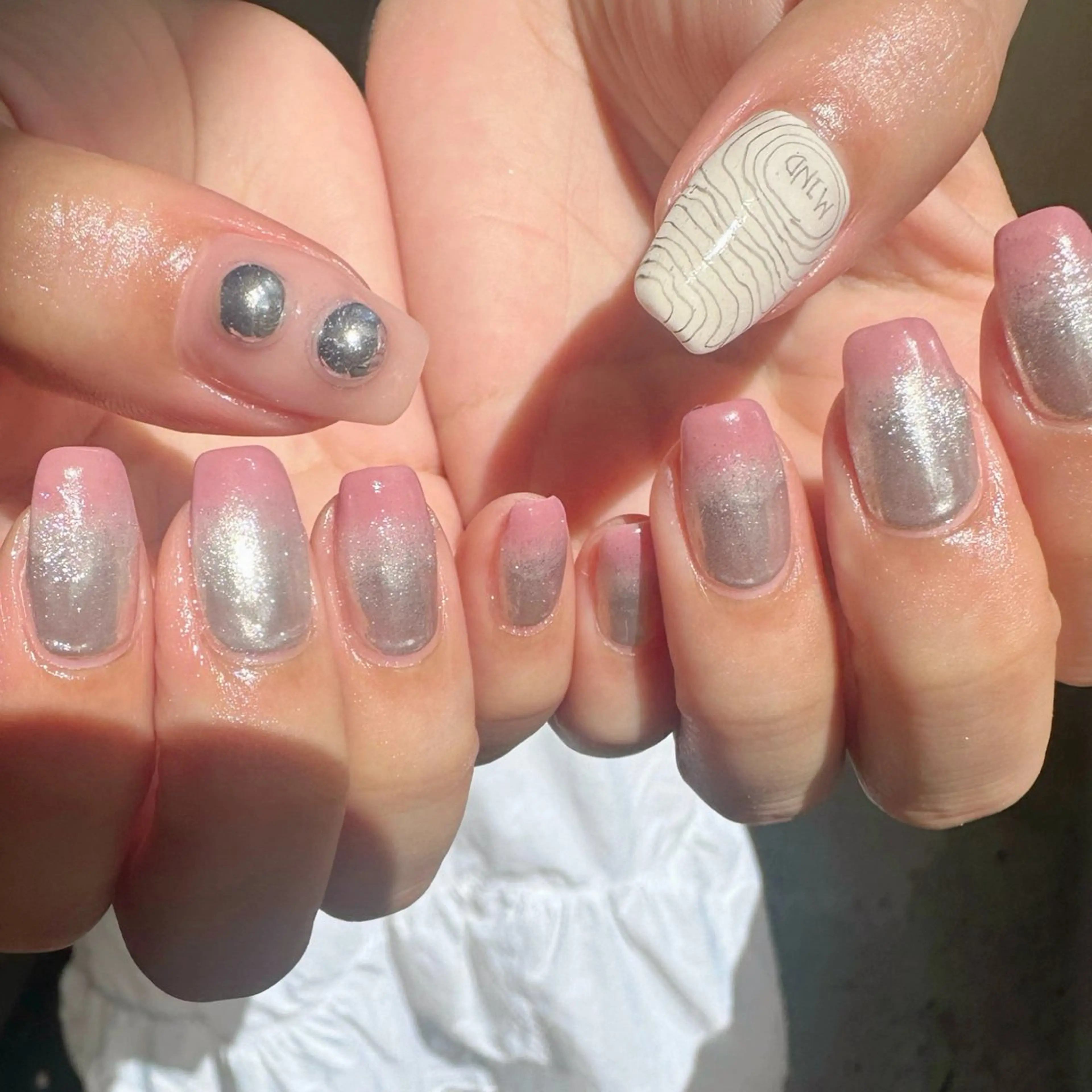 ネイル アートネイル 氷ネイル・うるうるネイル 韓国ネイル マグネットネイル ミラーネイル 🪞KAPE NAIL 🪞のネイルデザイン