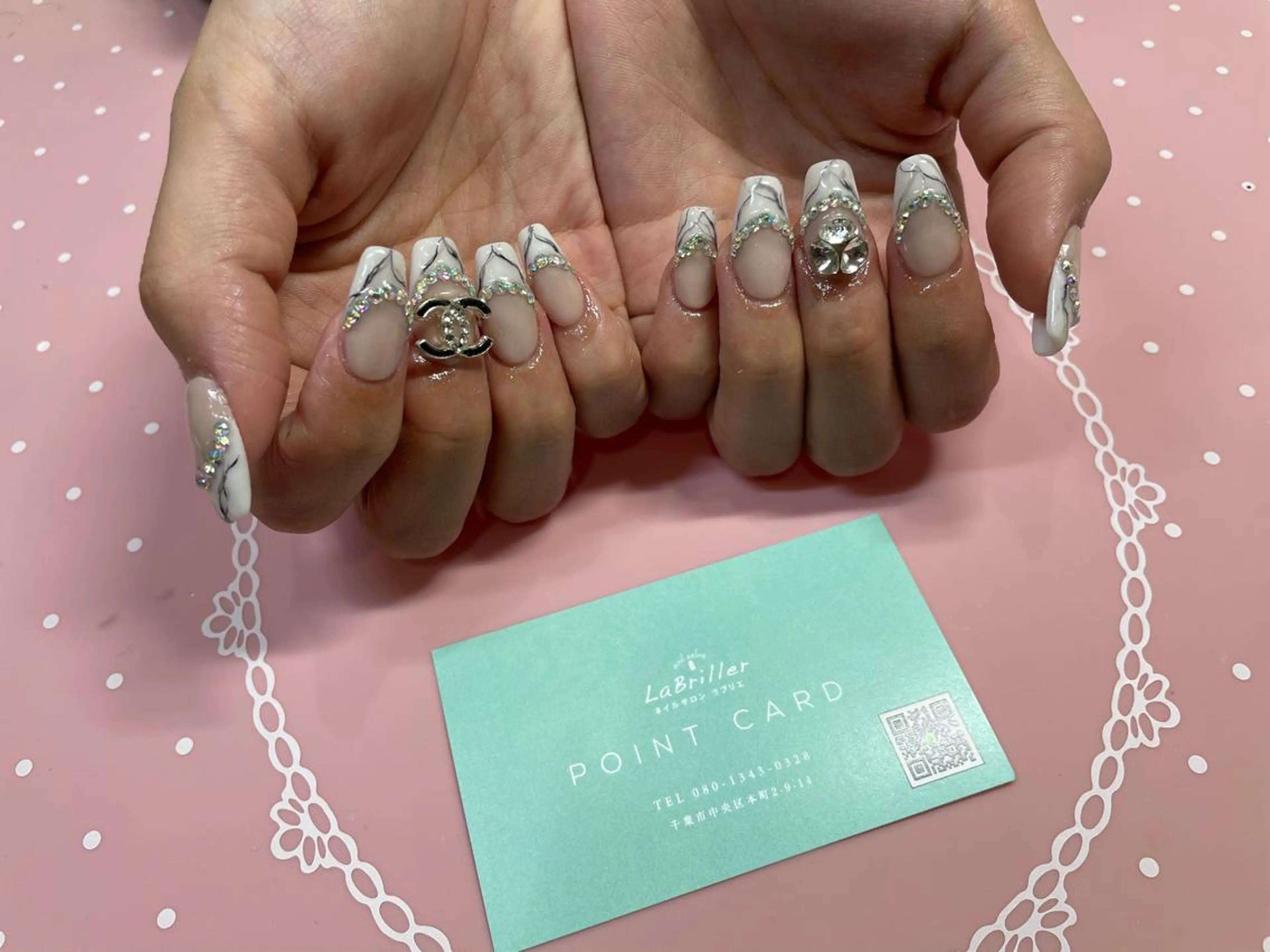 ミディアム ネイル アートネイル フレンチネイル 大理石ネイル(マーブル) ハンドネイル 《LB》ラブリエ Nail&eyeのマツエク・マツパデザイン