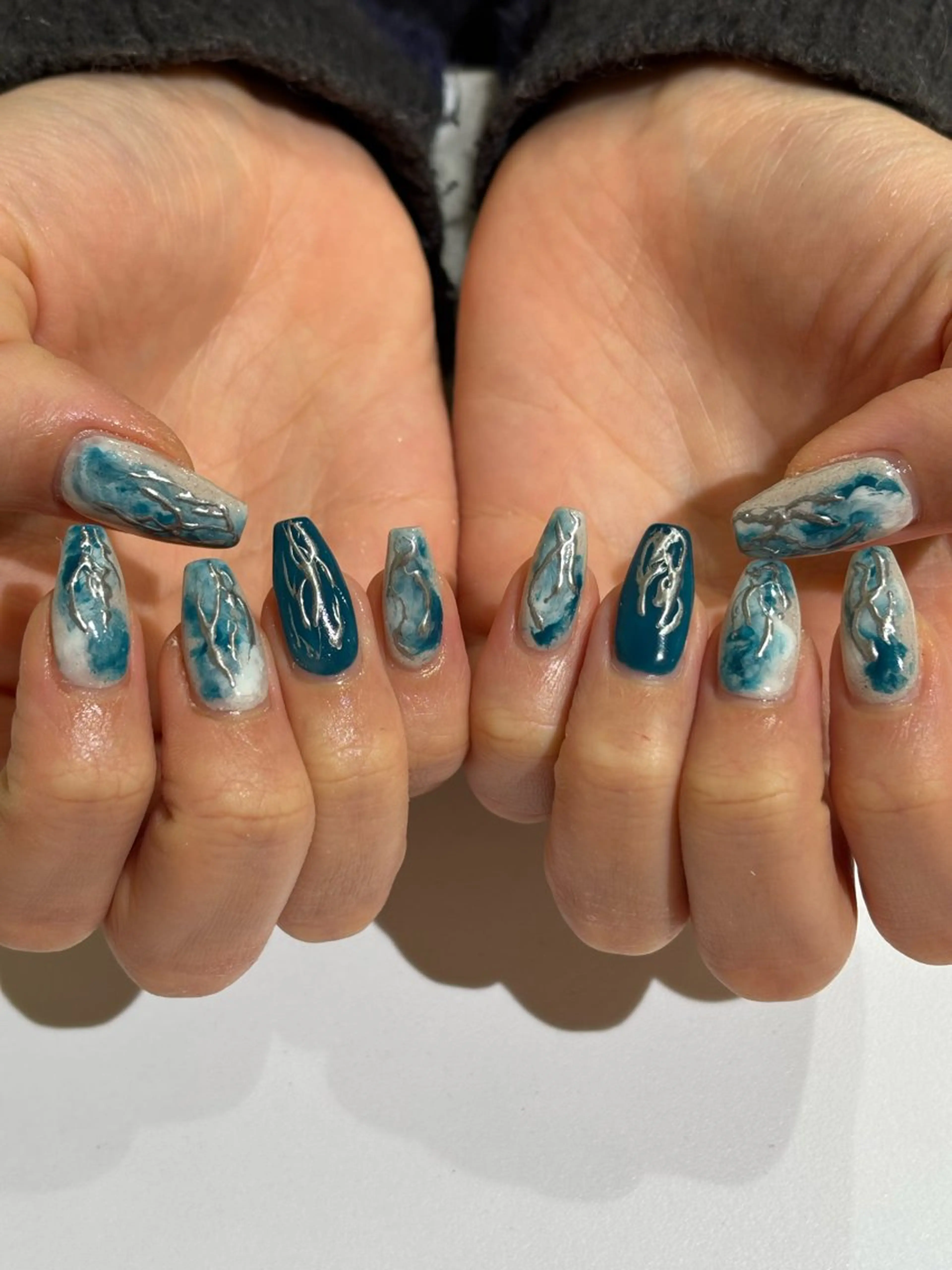 ネイル REINA .のネイルデザイン