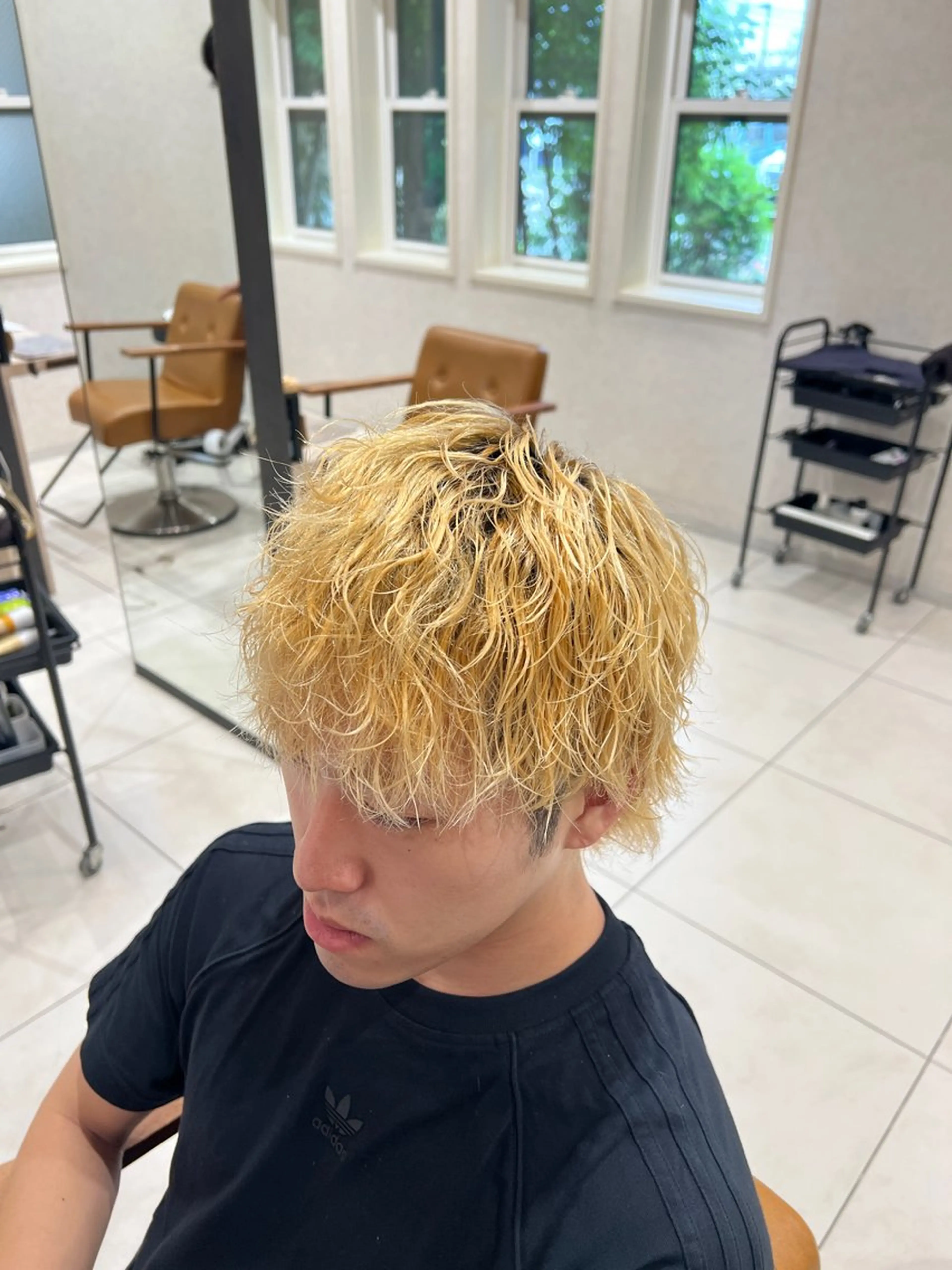 メンズ メンズブリーチ メンズパーマ カット パーマ レディースショート／ メンズパーマ／足立のヘアスタイル