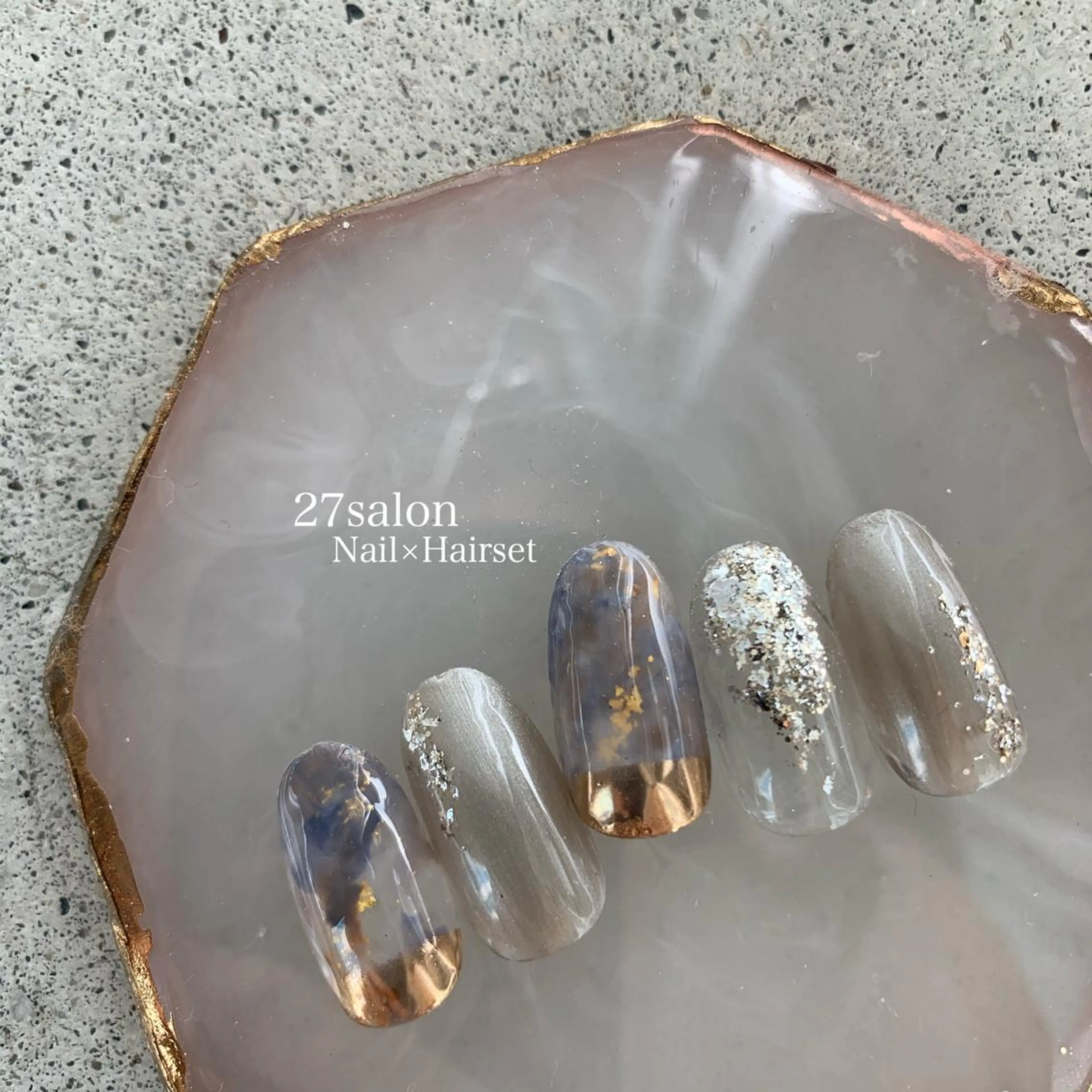 ネイル ミラーネイル ニュアンスネイル 27salon yuinaのネイルデザイン