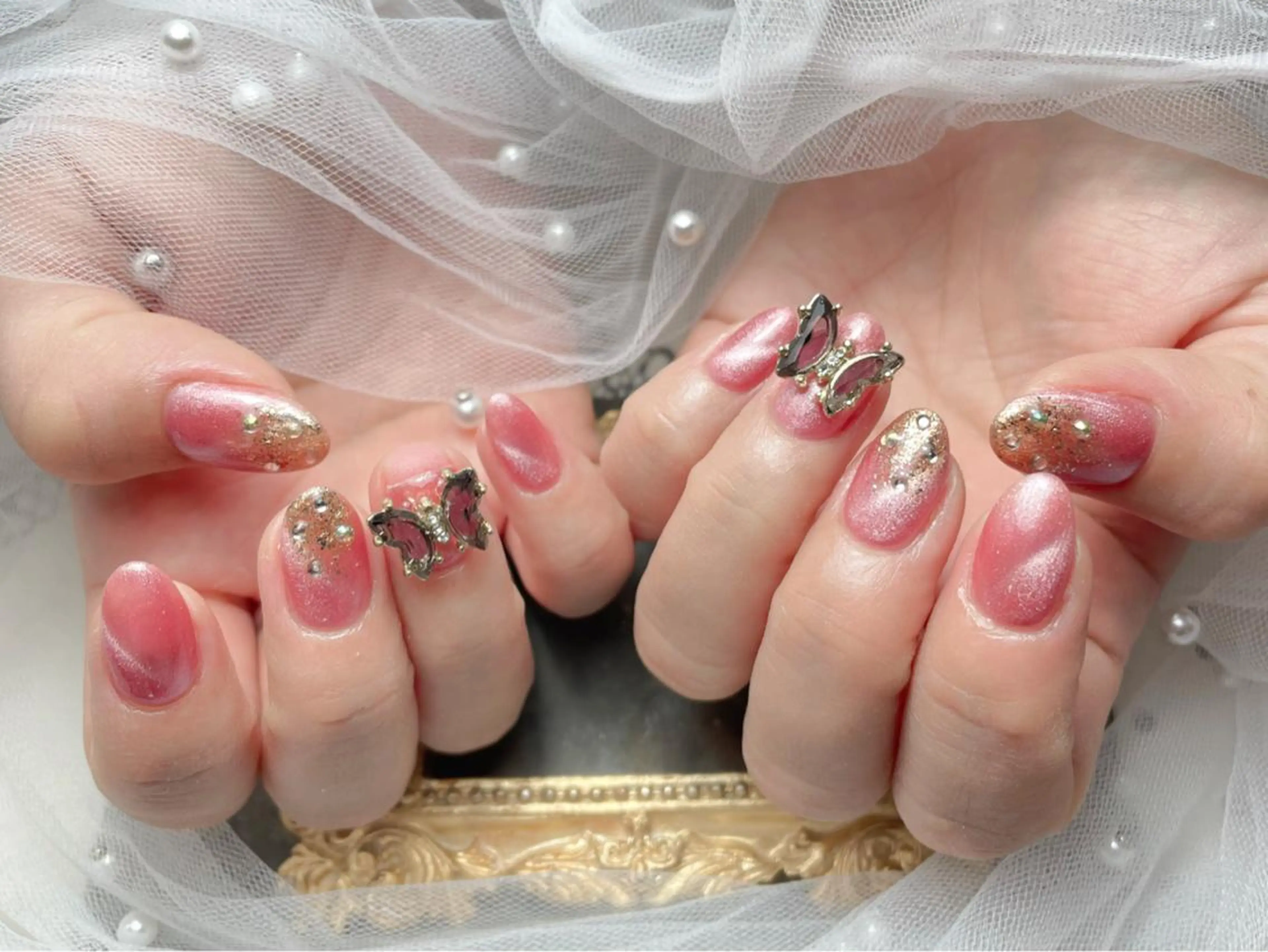 ネイル ハンドネイル マジックミラー所属・マジック ミラーのネイルデザイン