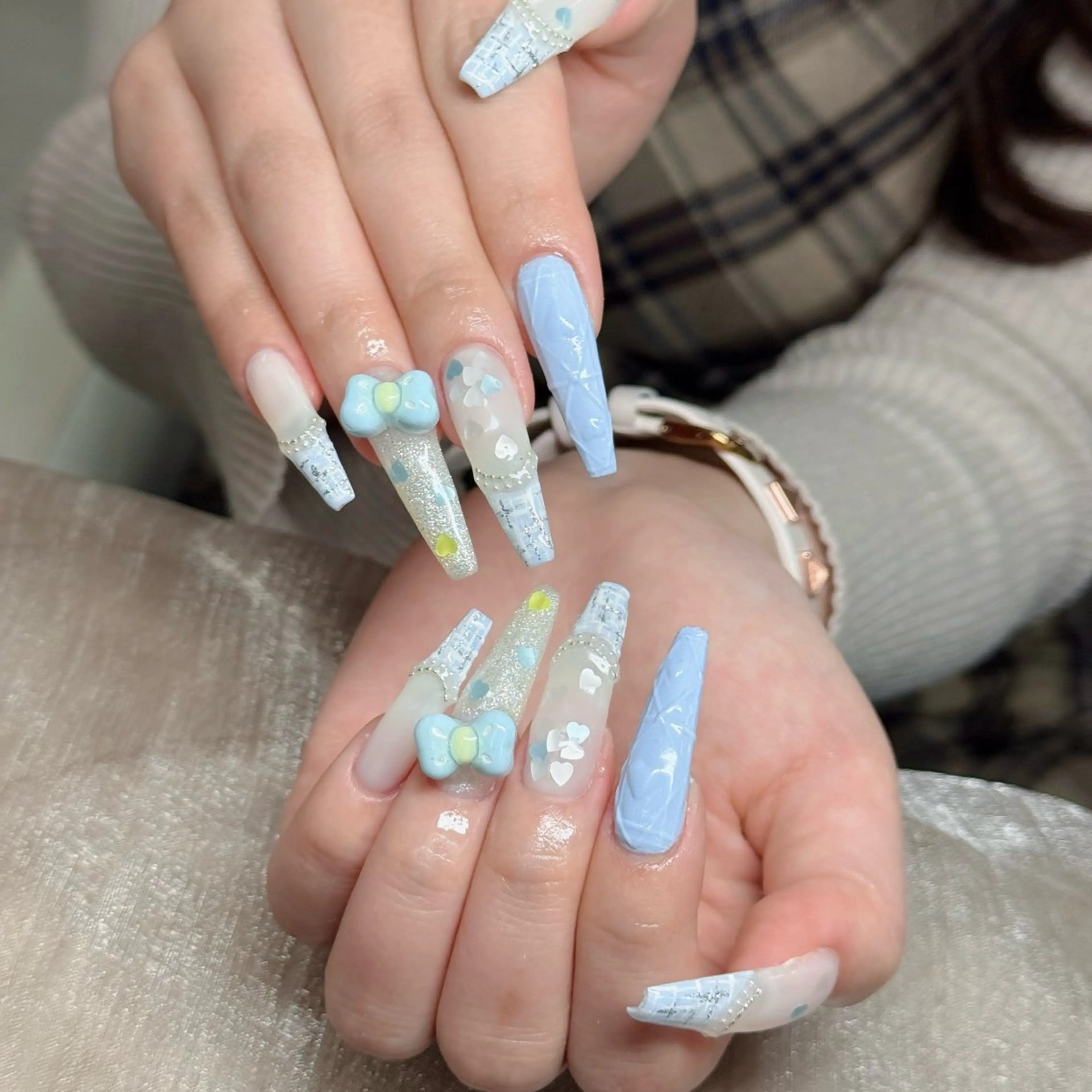 ネイル ロングネイル マグネットネイル リボン 夏ネイル スーパーロングネイル ハンドネイル Hani Nail XUKAのネイルデザイン
