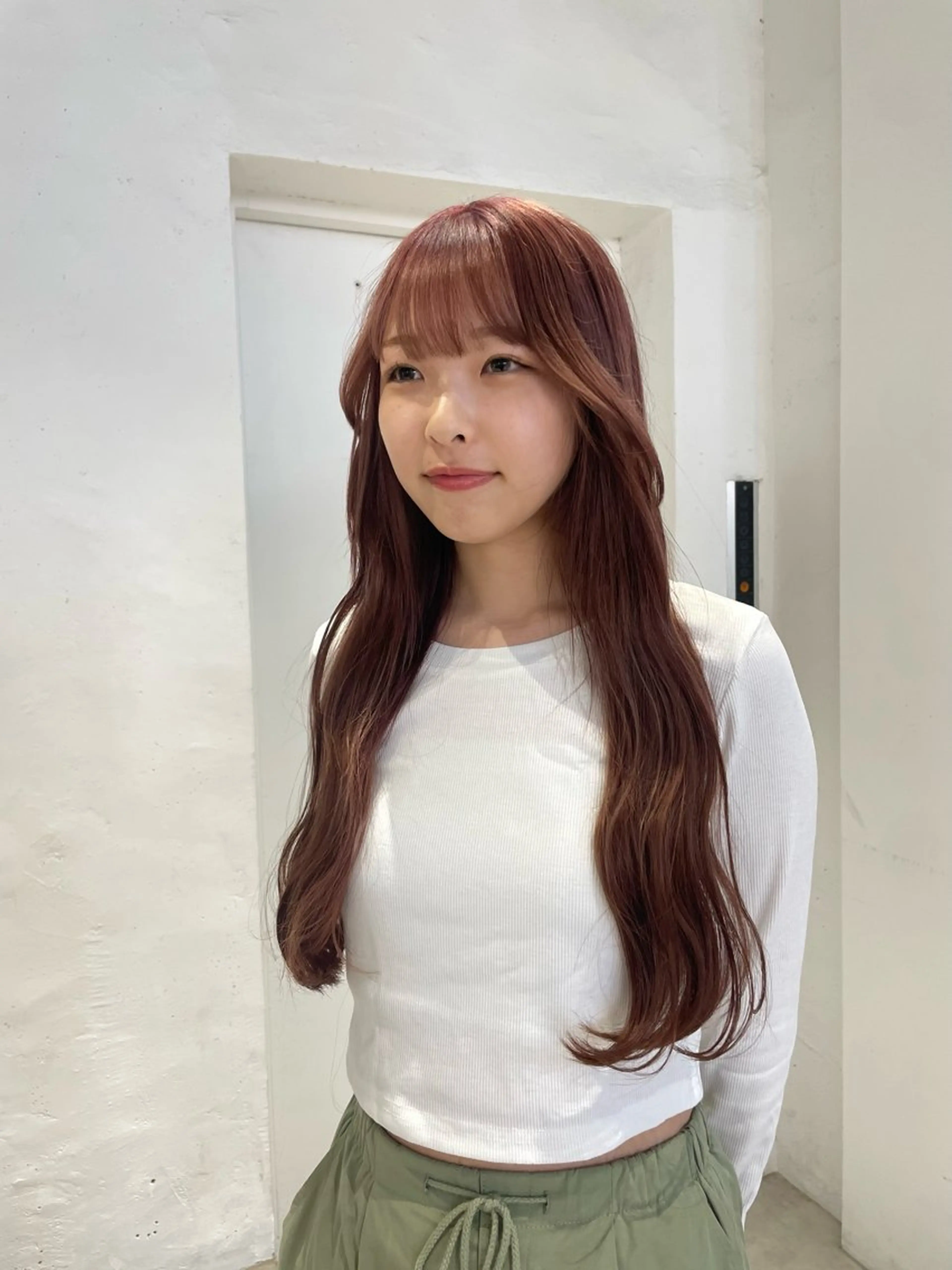 ロング カラー ヘアカラー 🌟暖色系ハイトーン 🌟AIのヘアスタイル