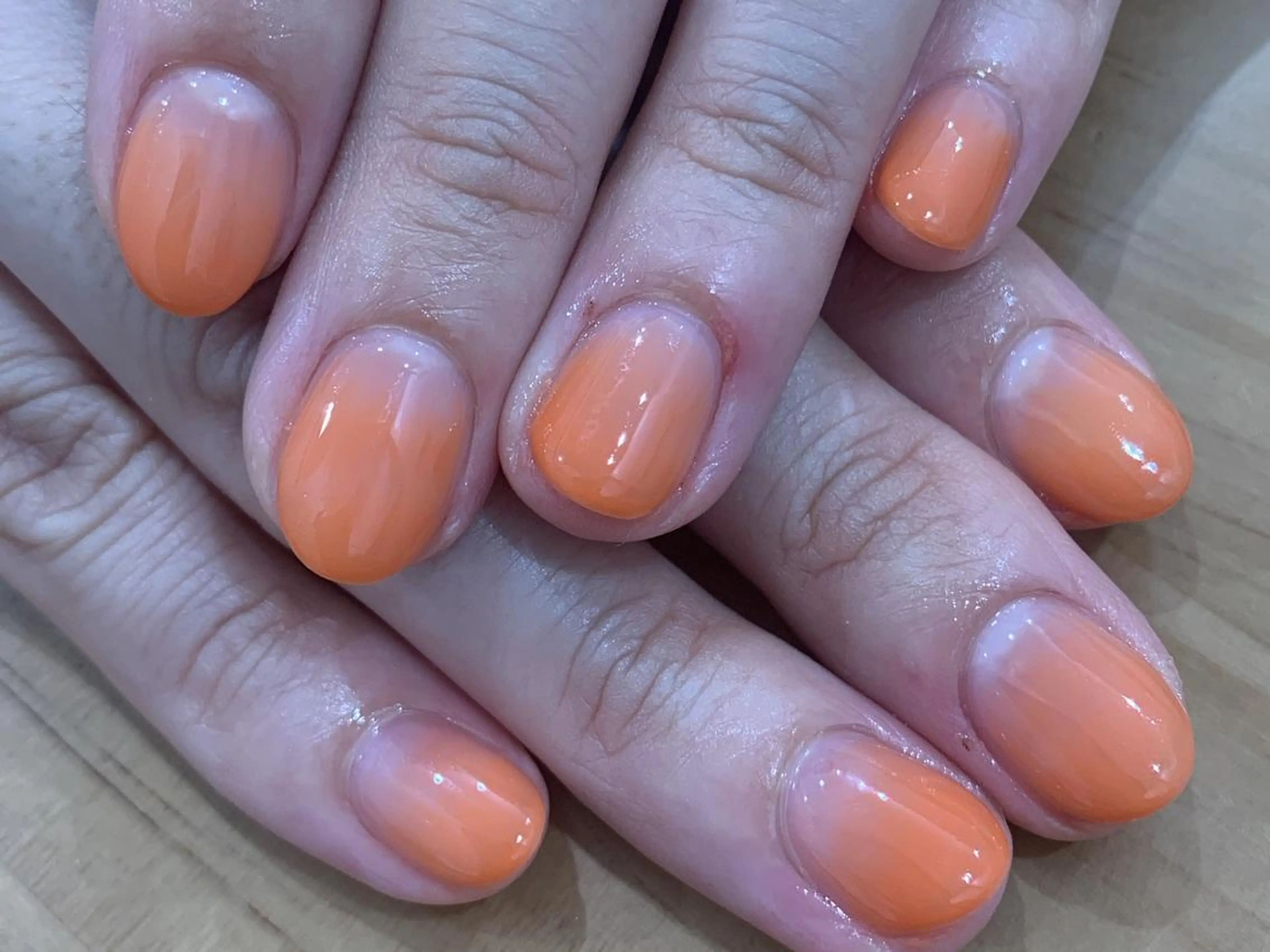 ネイル グラデーション オレンジ ハンドネイル 中川 愛理のその他イメージ