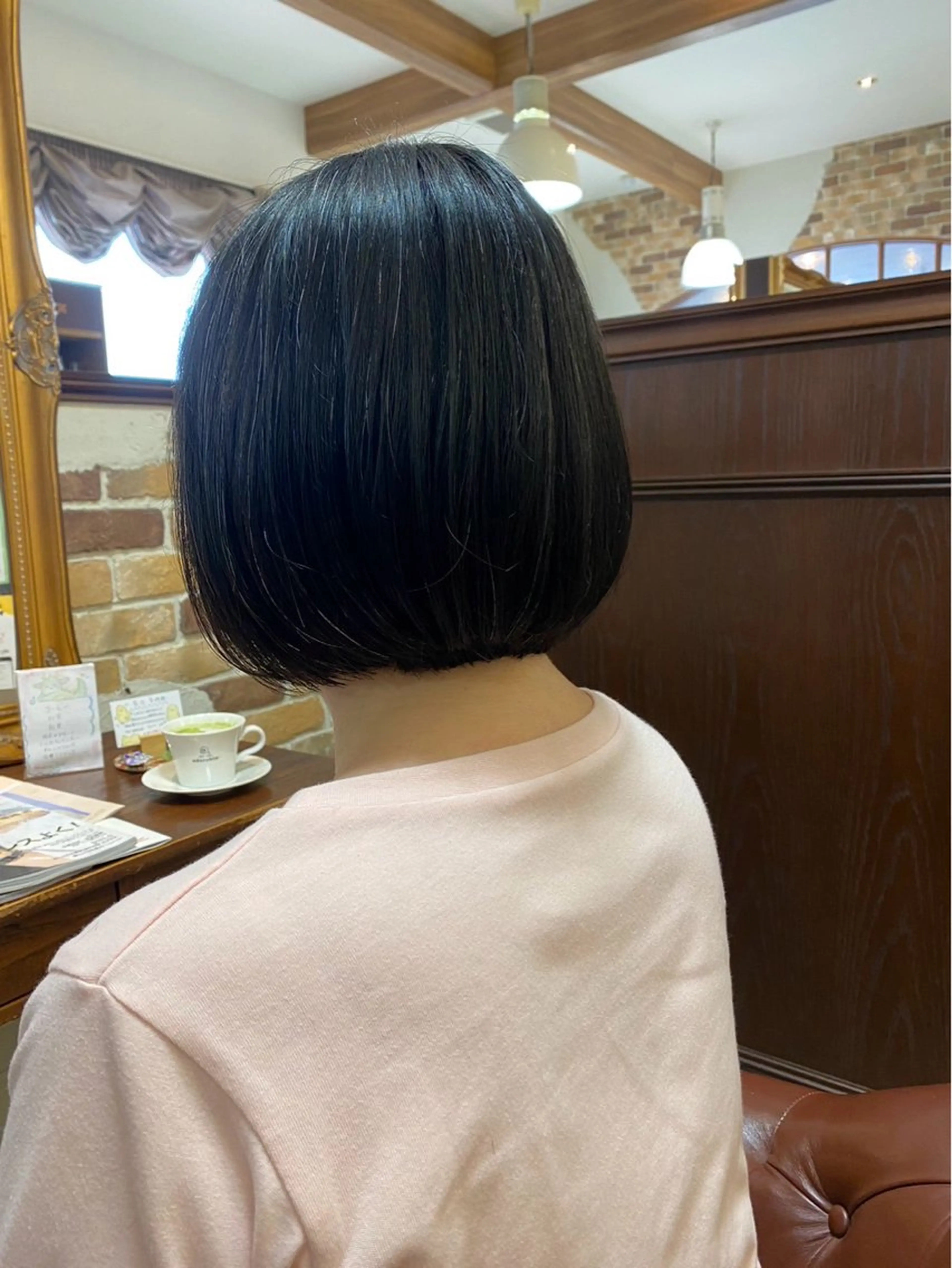 ショート adorable女池店所属・安中 莉椰のヘアスタイル