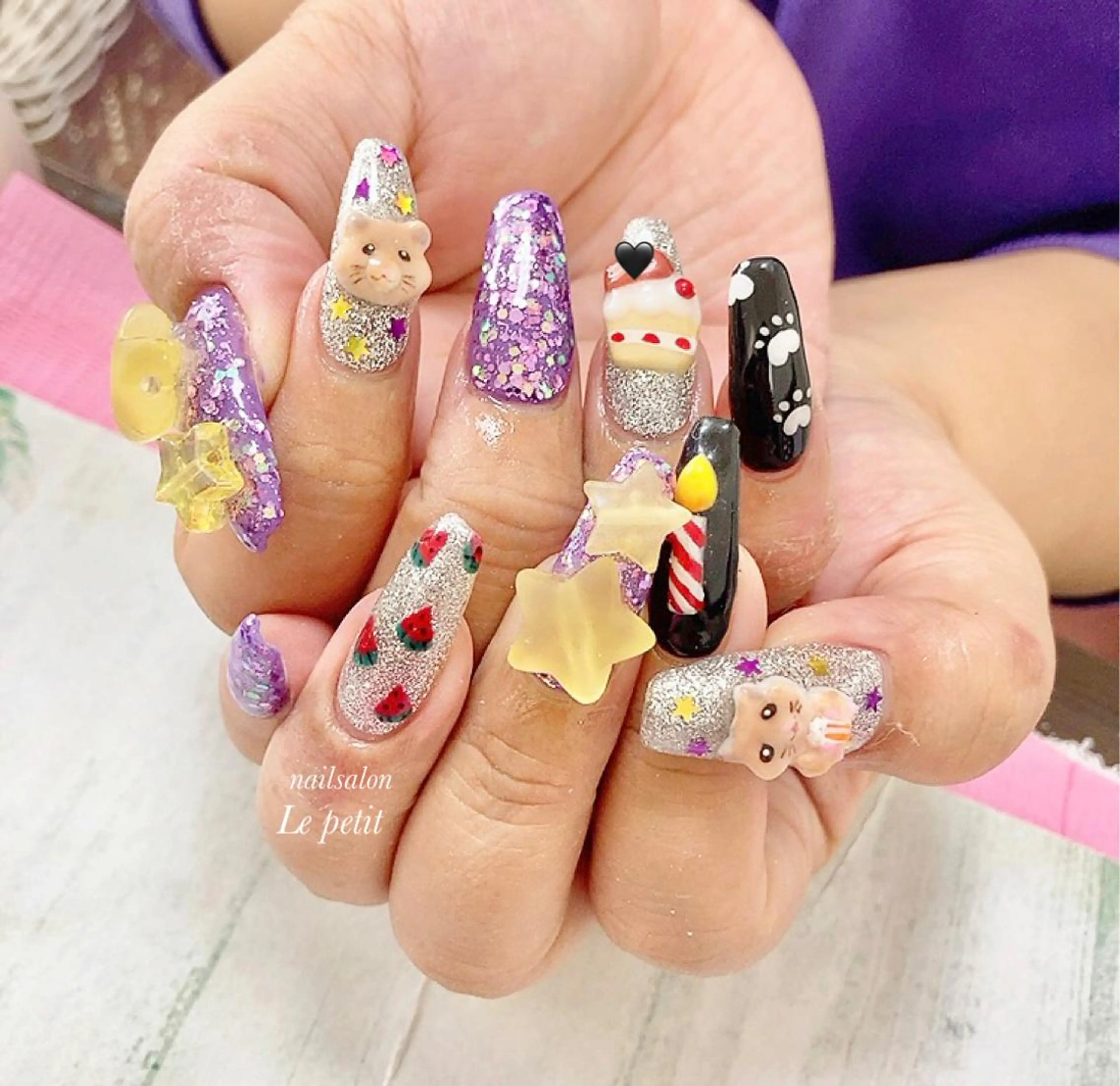 ネイル 石野 広佳のネイルデザイン