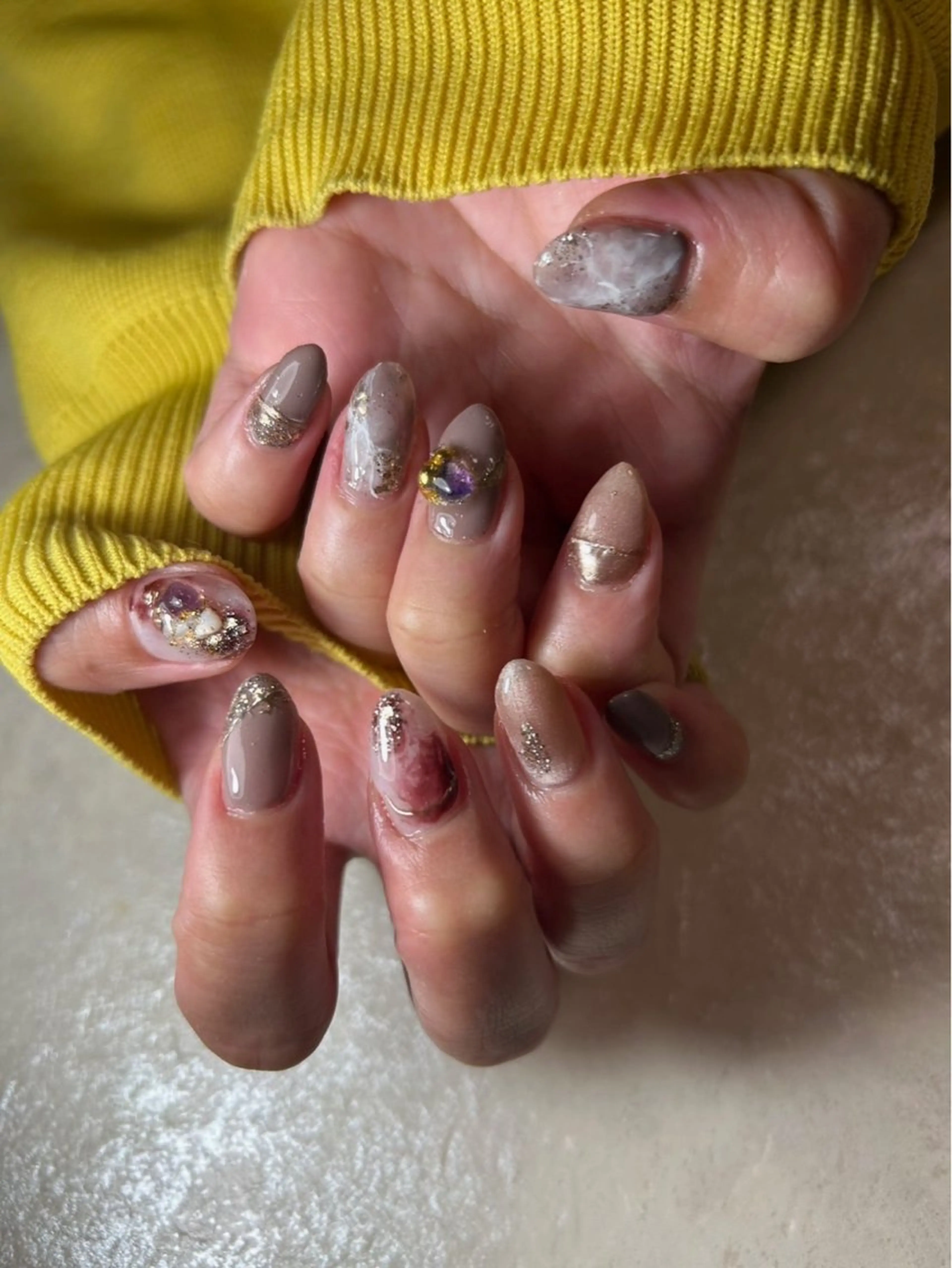 ネイル Nail salon Ehre 梅田店所属・嶋田 明日香のネイルデザイン