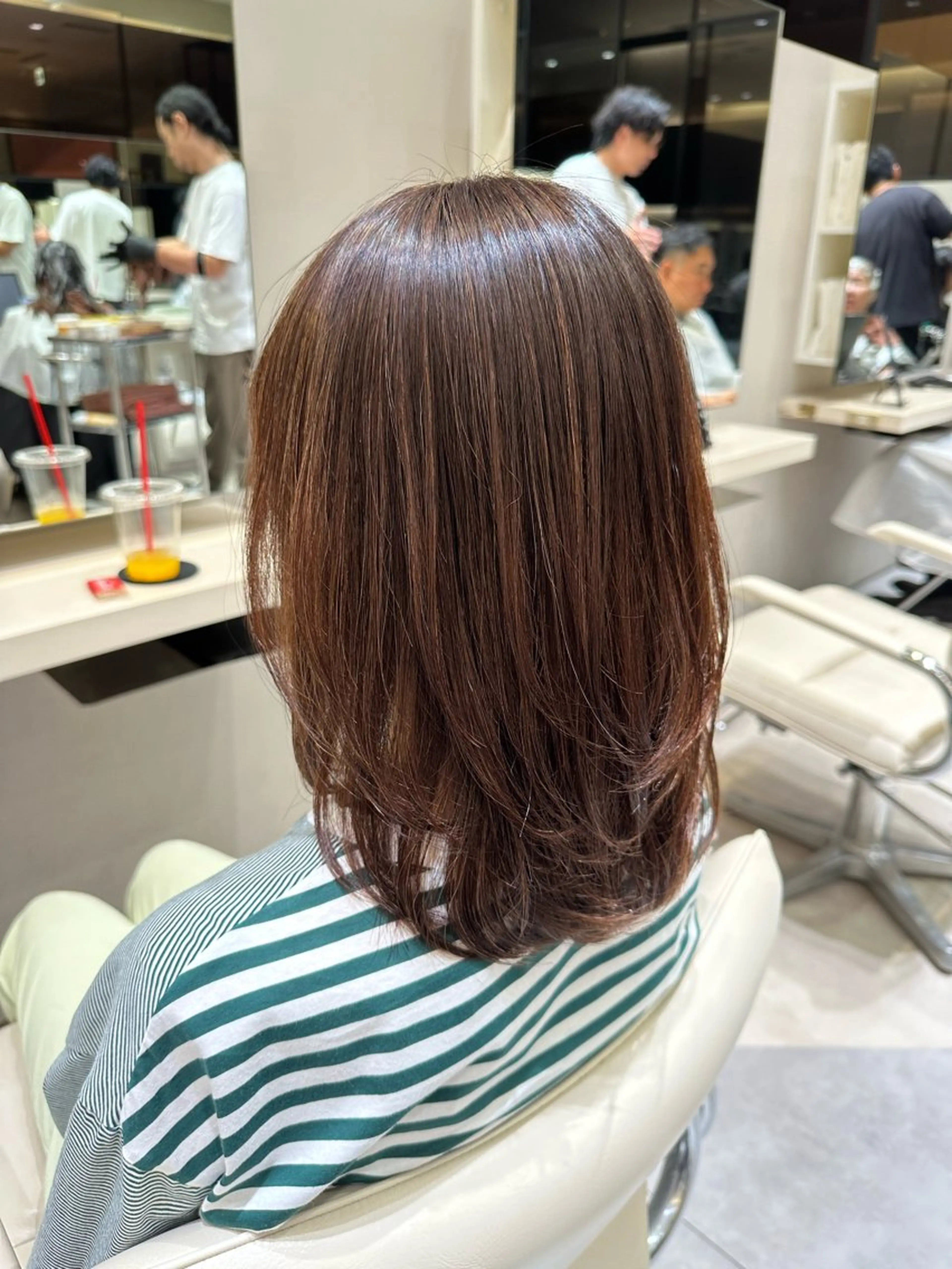 ミディアム 縮毛矯正 カット 縮毛矯正 西宮ガーデンズ k-two土田陸登のヘアスタイル