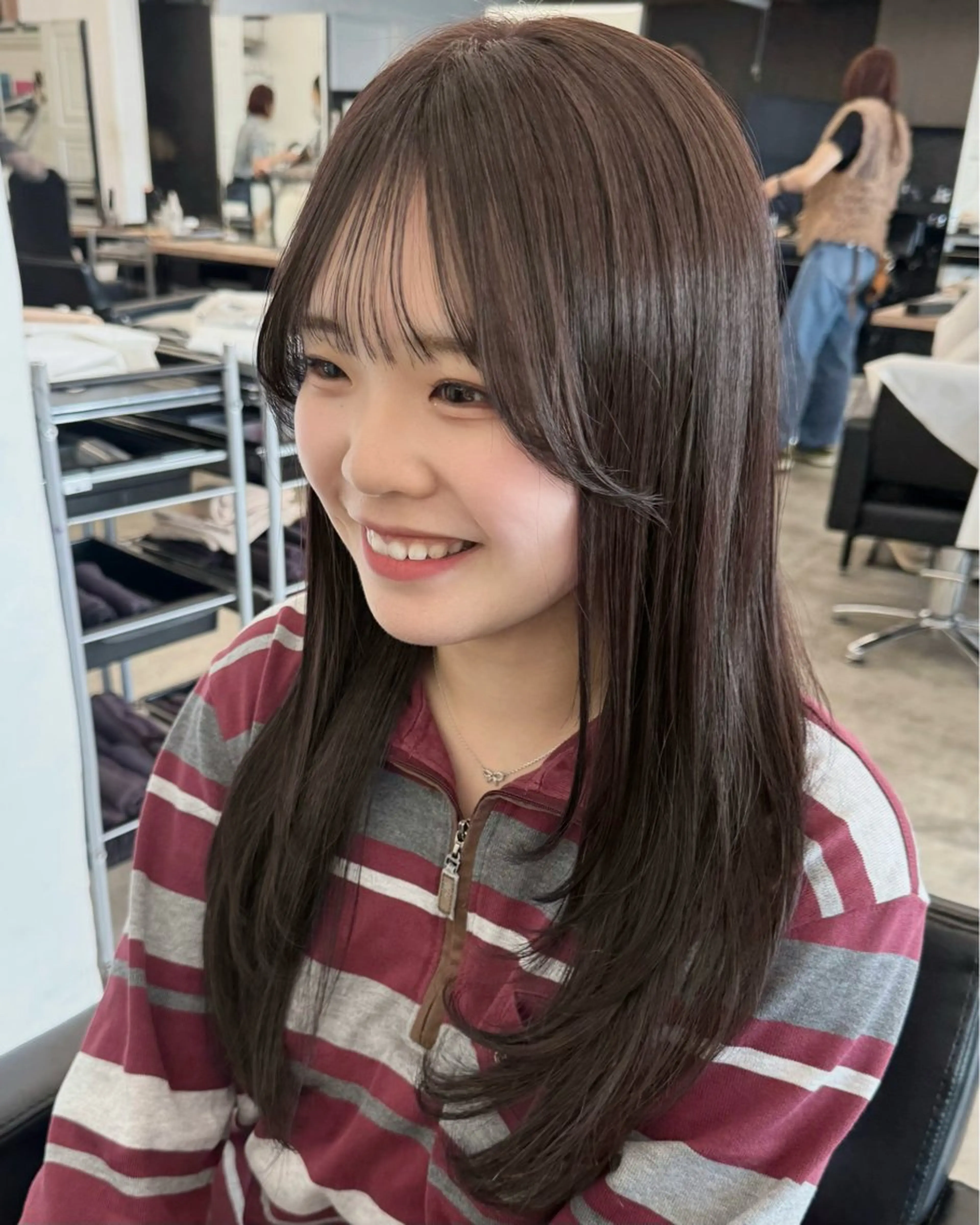 ロング カラー 顔周りカット レイヤーカット 似合わせカット カット ヘアカラー レイヤー/透明感/ 顔周り/kana🩰のヘアスタイル