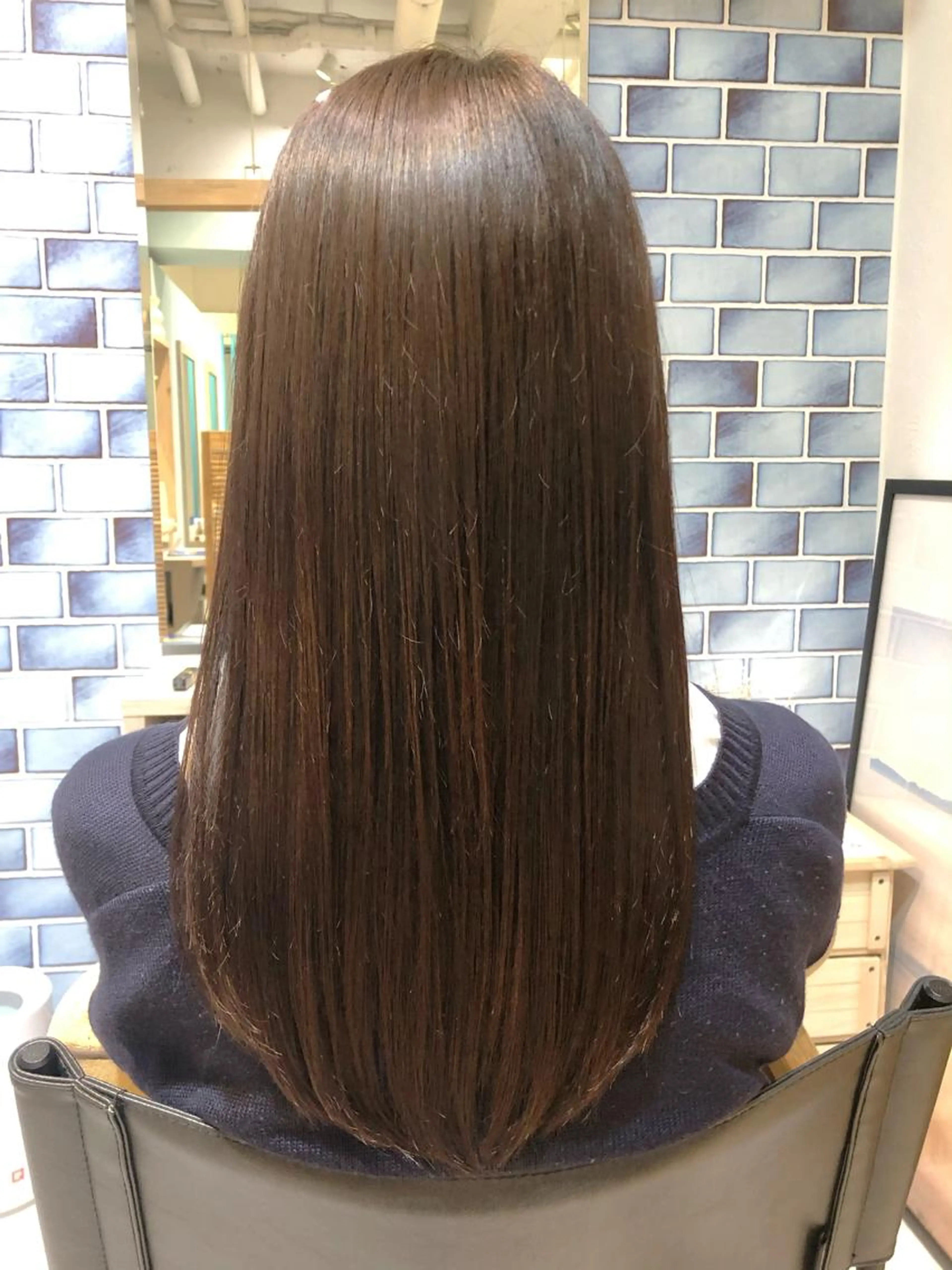 縮毛矯正＋カットの写真