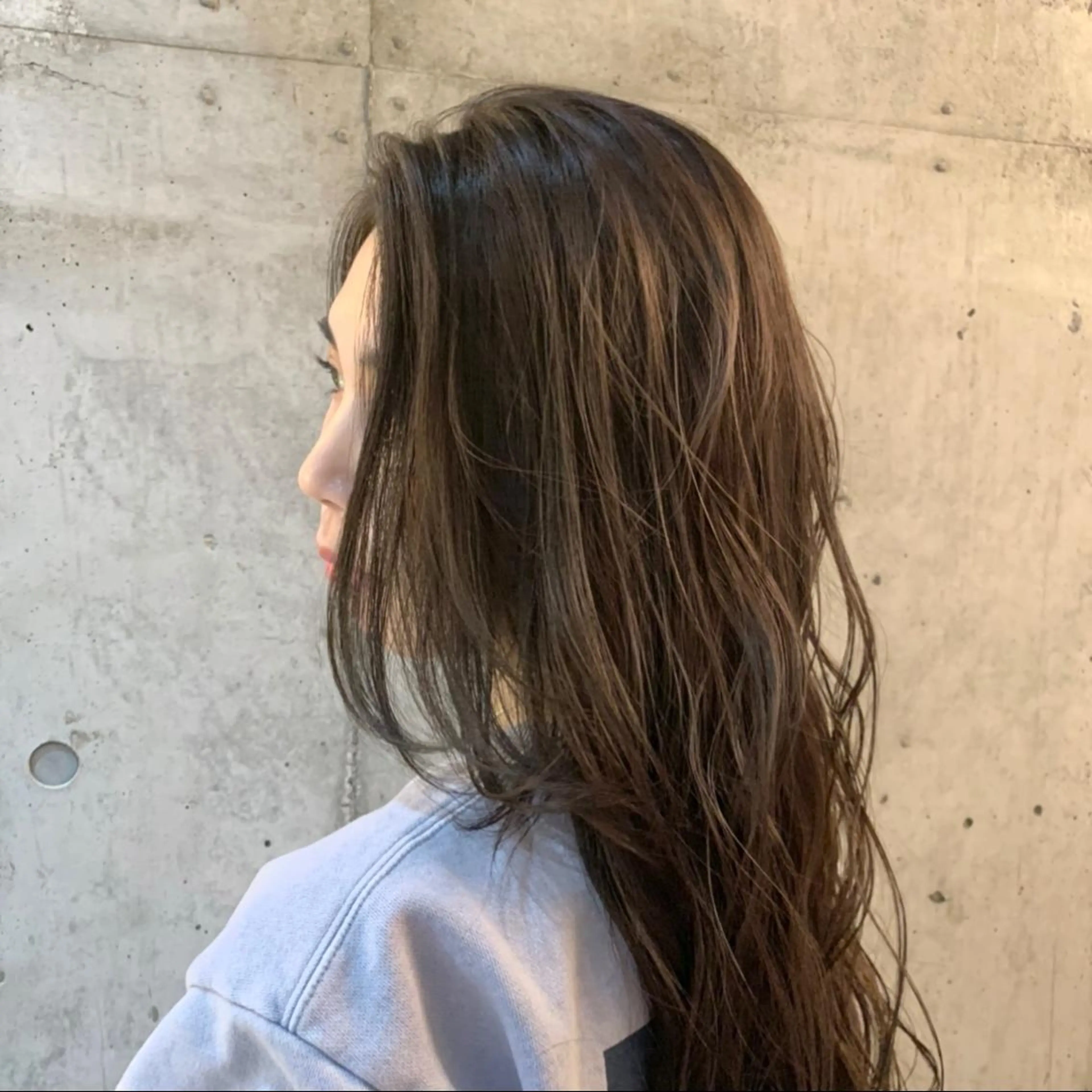 ロング 🌷横浜/レイヤー /艶カラー🌷のヘアスタイル