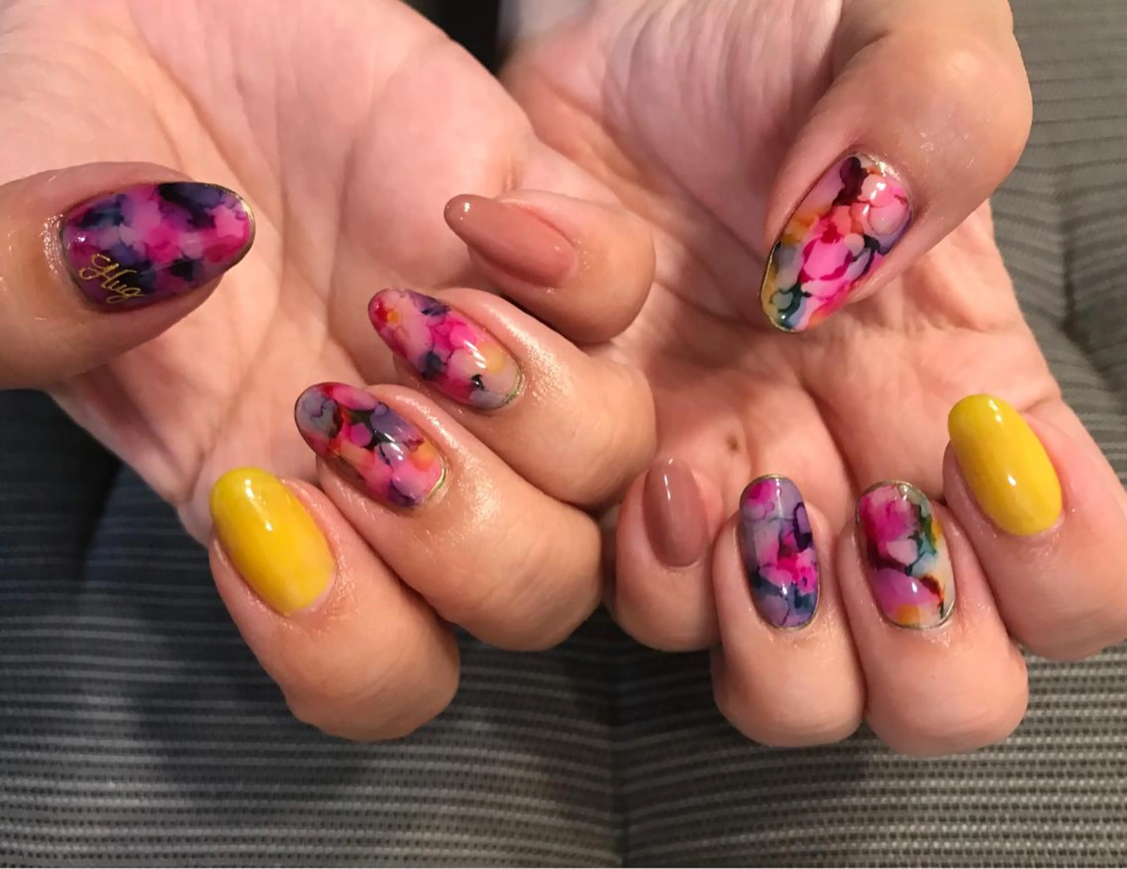 ネイル ハンドネイル NAIL Nutsのネイルデザイン