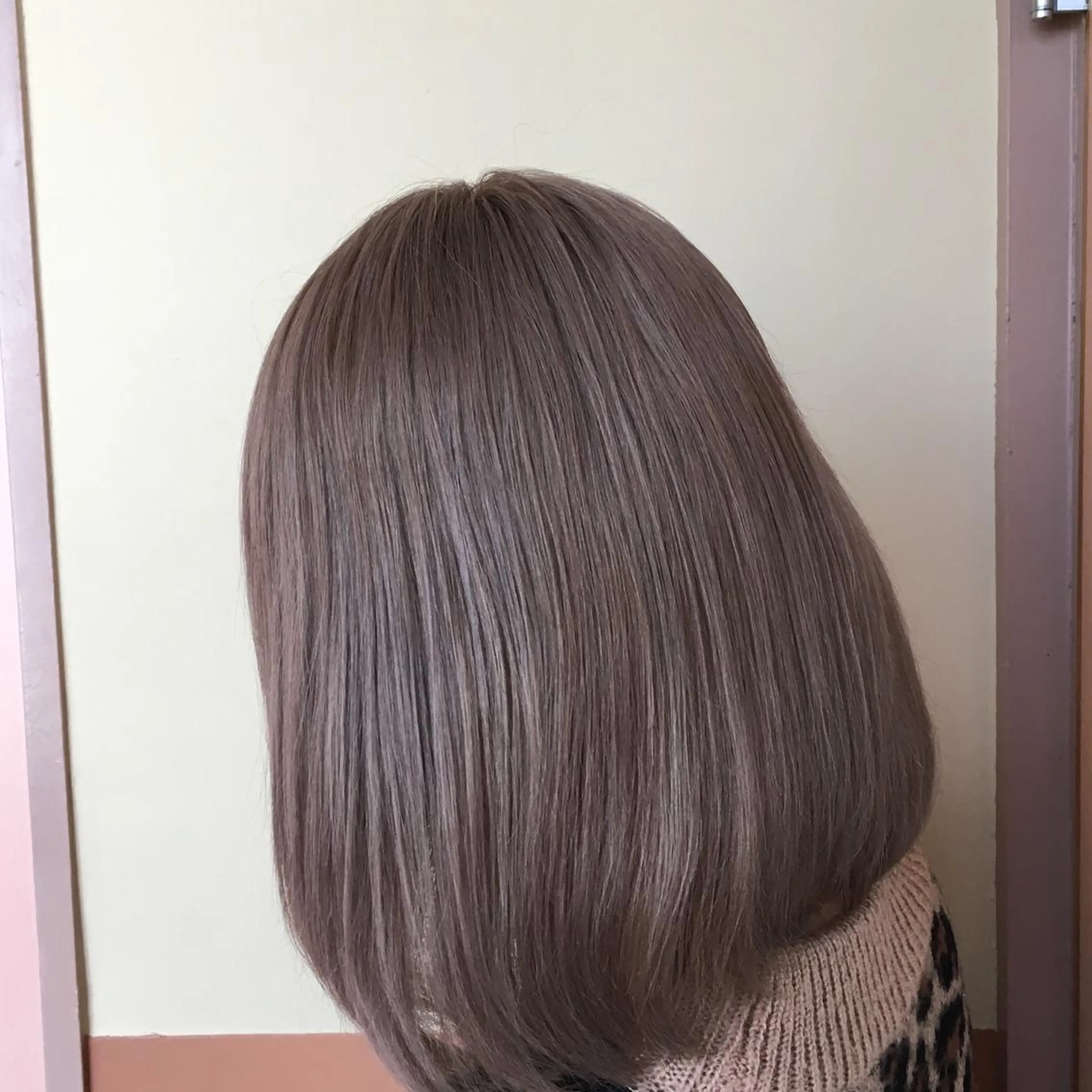 ミディアム カラー アッシュ ブリーチ ラベンダーカラー ラベンダーアッシュ トリートメント Minori【ミノリ】所属・井手 孔介のヘアスタイル