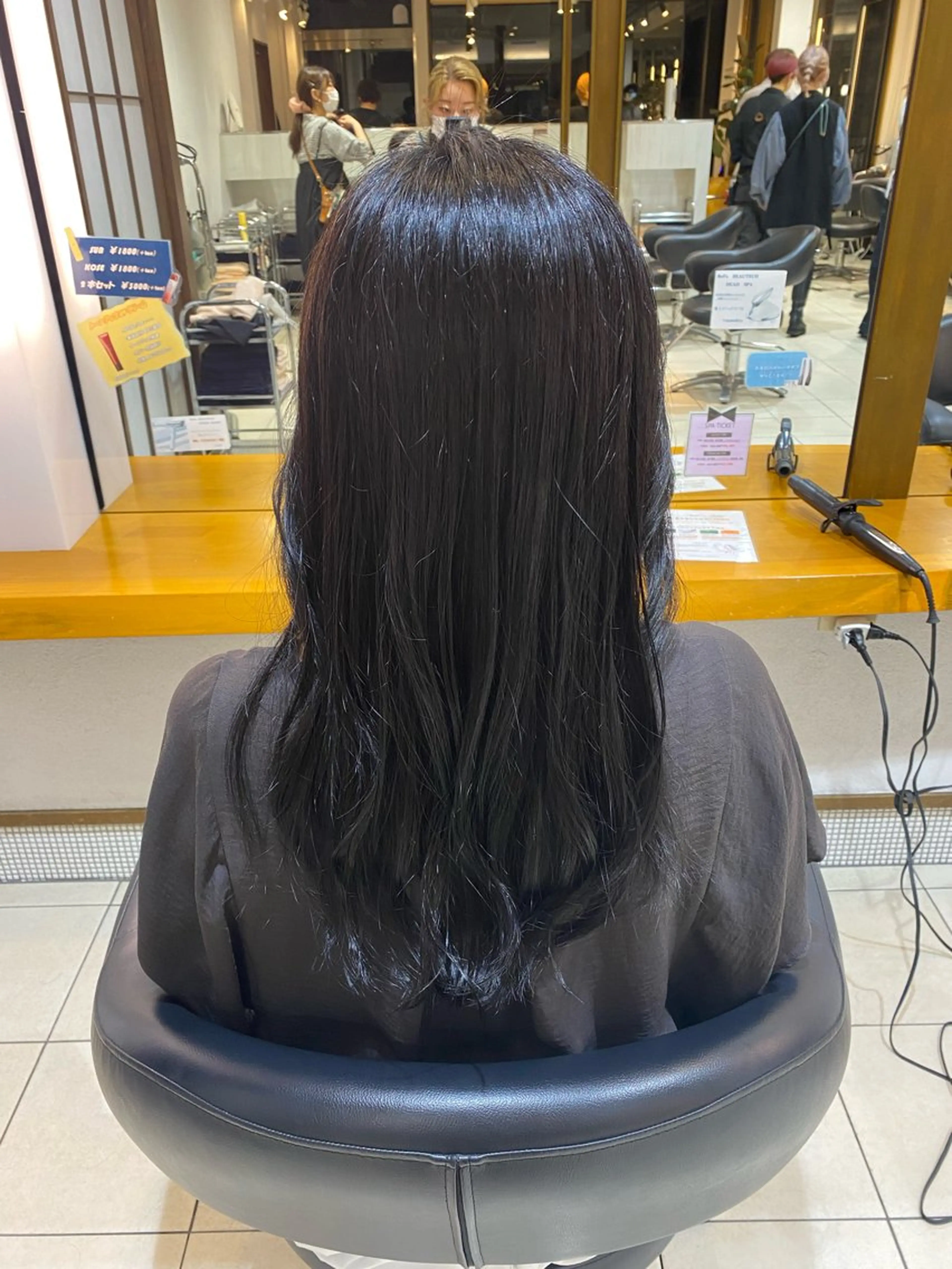 ロング カット ヘアカラー Reginavita栄店 【レジナヴィータ】所属・鈴木 二依奈のヘアスタイル