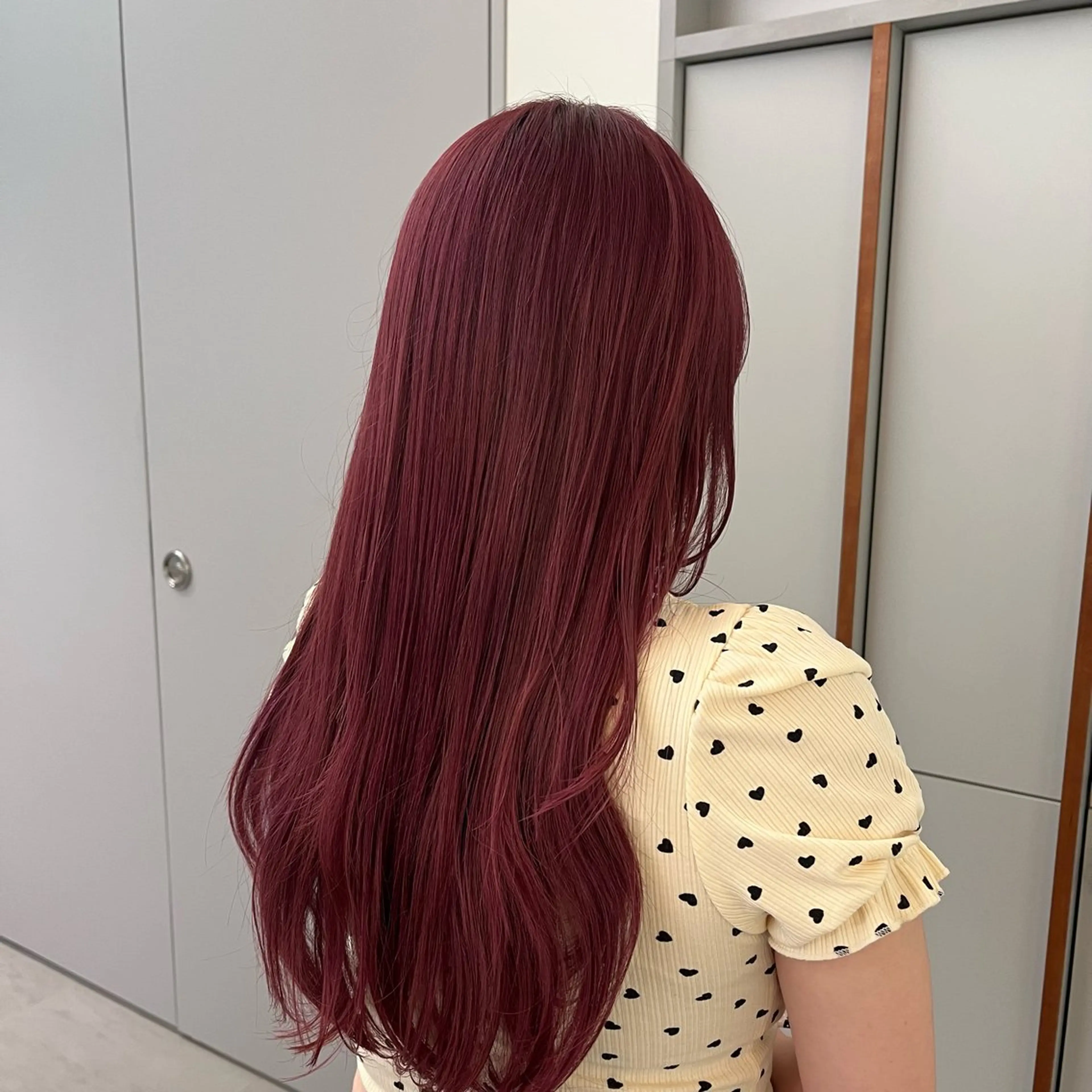 ロング カラー ベージュカラー ブリーチ 透明感カラー ダブルカラー ピンクカラー ヘアカラー トリートメント ブリーチ/レイヤー 🌻Mutsumiのヘアスタイル