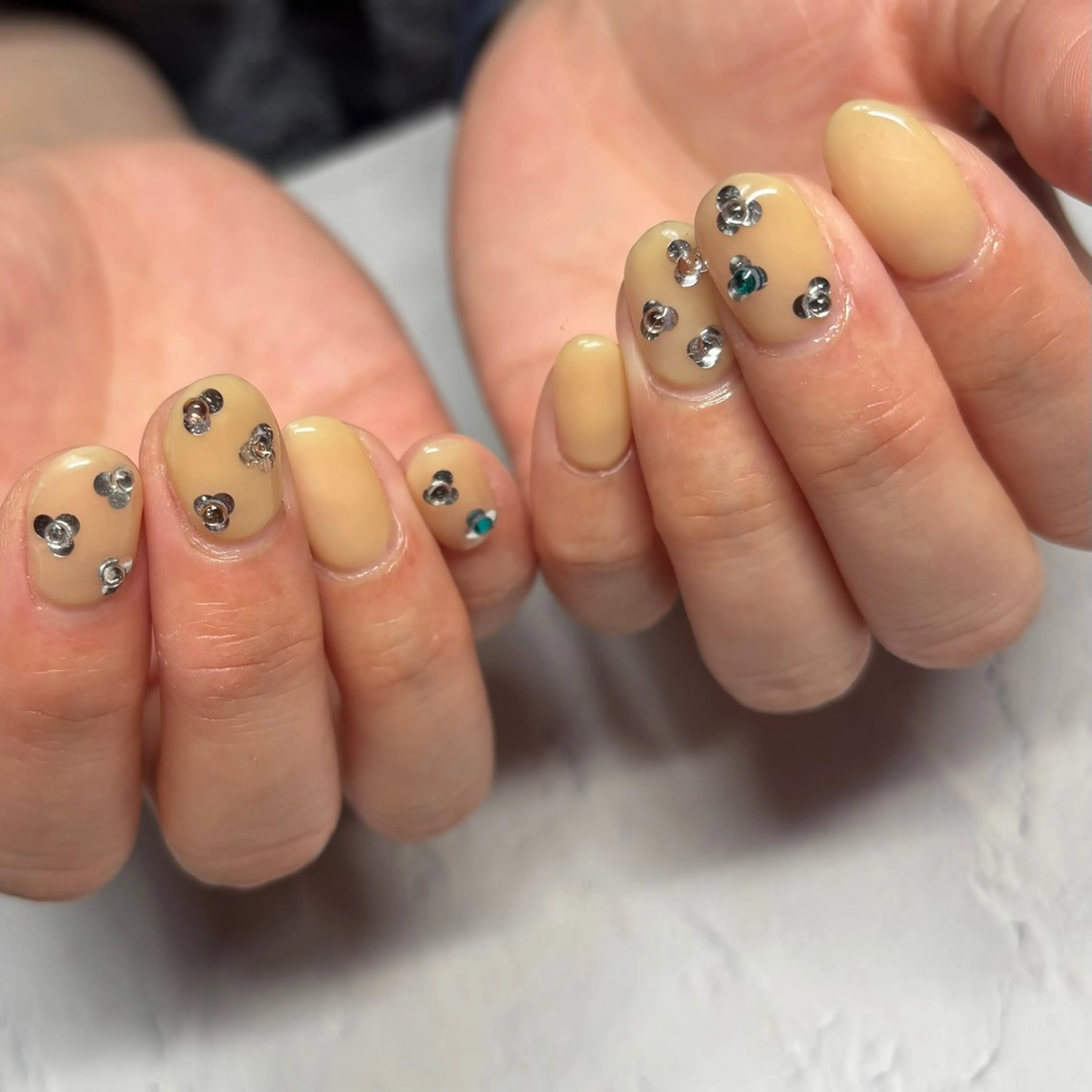 ネイル ハンドネイル ハンドケア Cae.所属・Cae. 【カエドット】のネイルデザイン