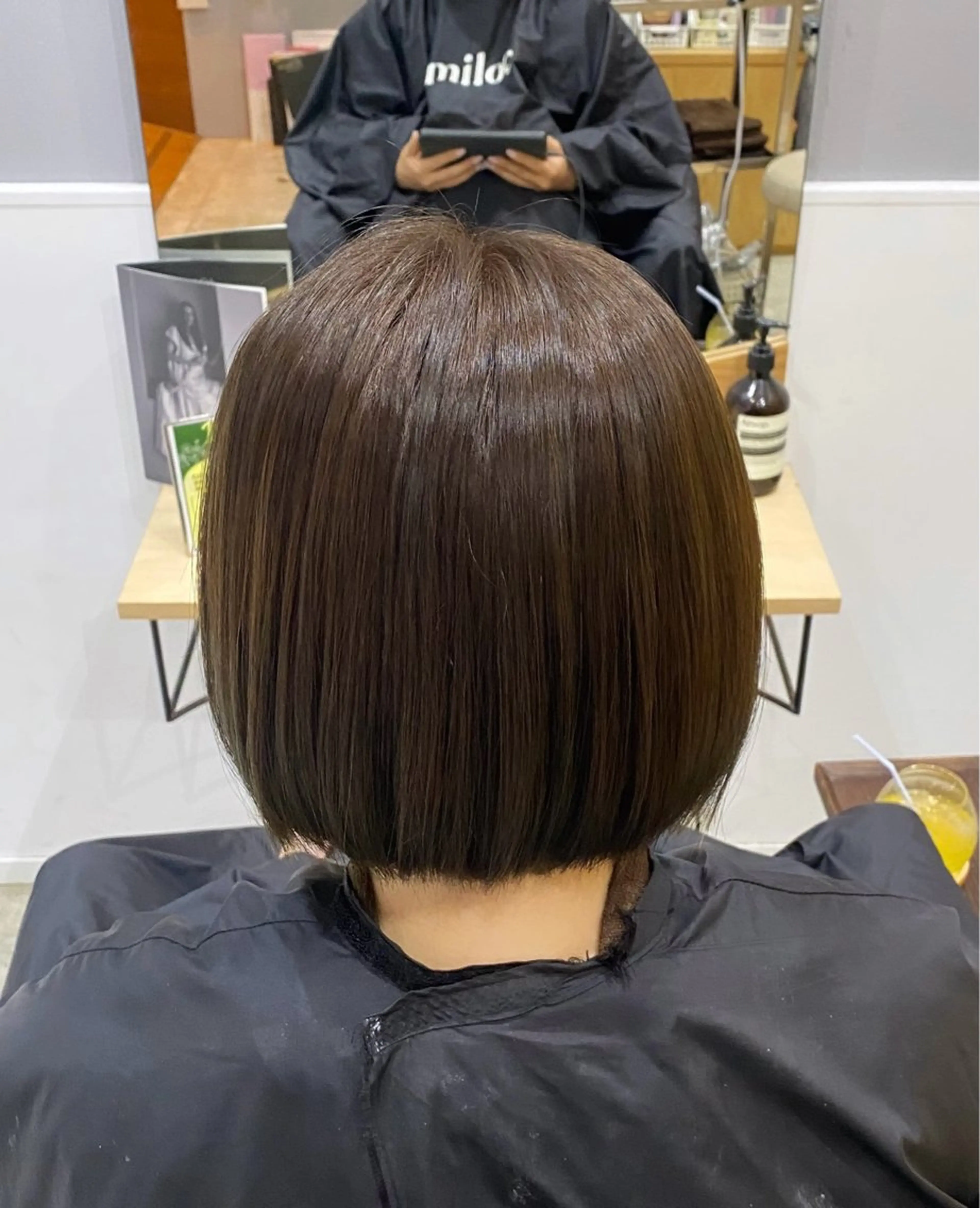 カラー miloc minamiのヘアスタイル