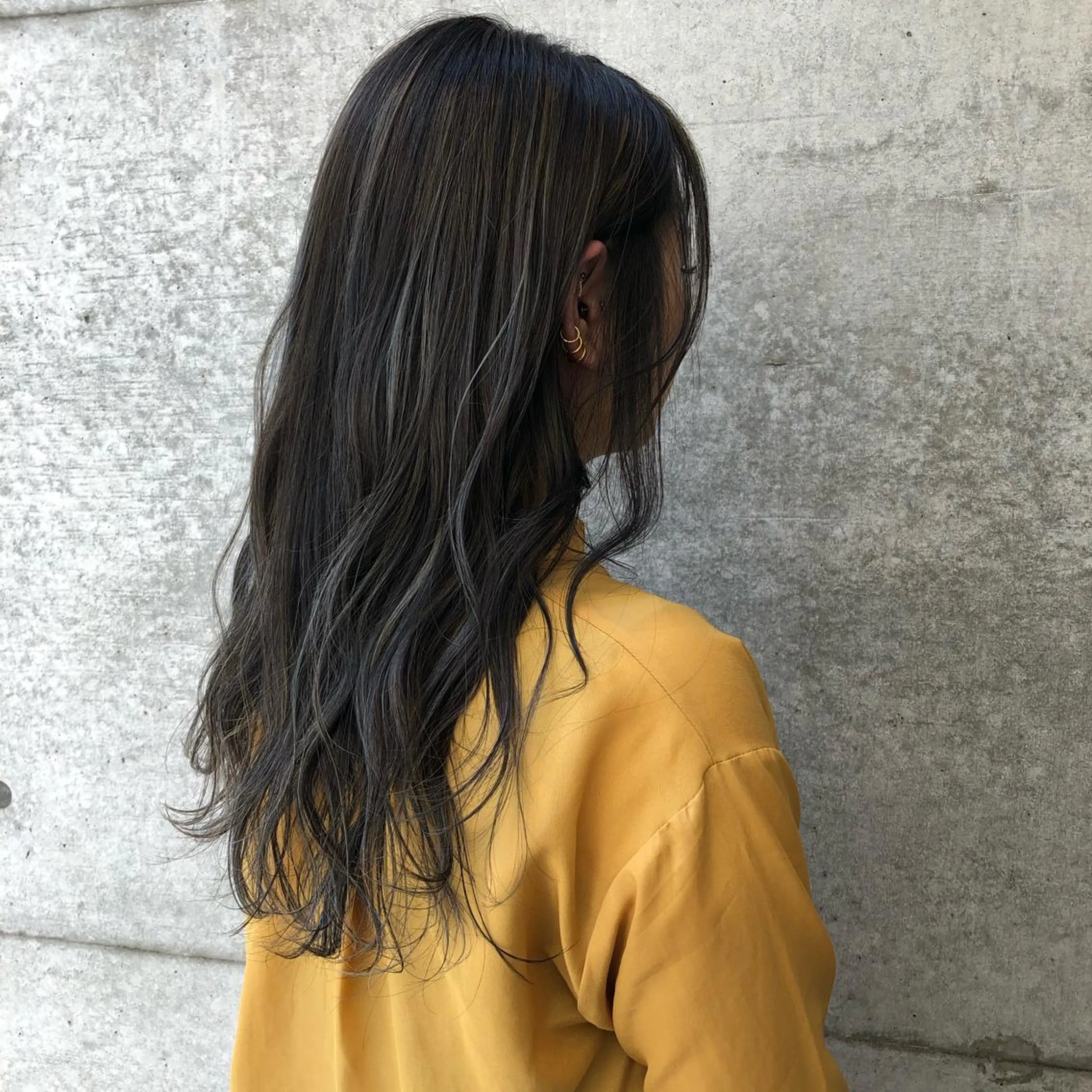 ロング カラー clomus所属・YUKA艶髪 🌸寛ぎ部屋のヘアスタイル