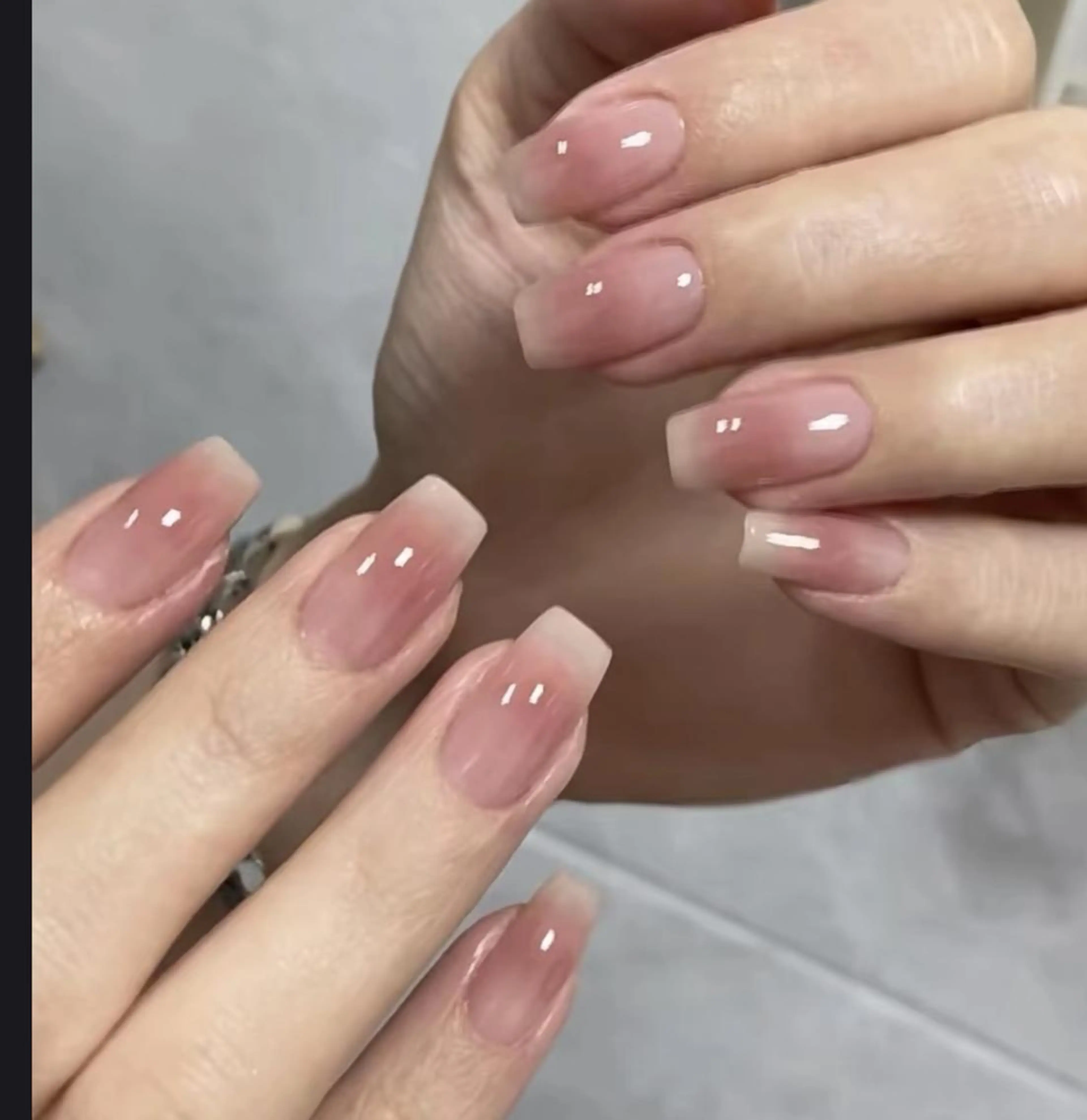 ネイル ハンドネイル ハンドケア 🍑 momo_nailのネイルデザイン