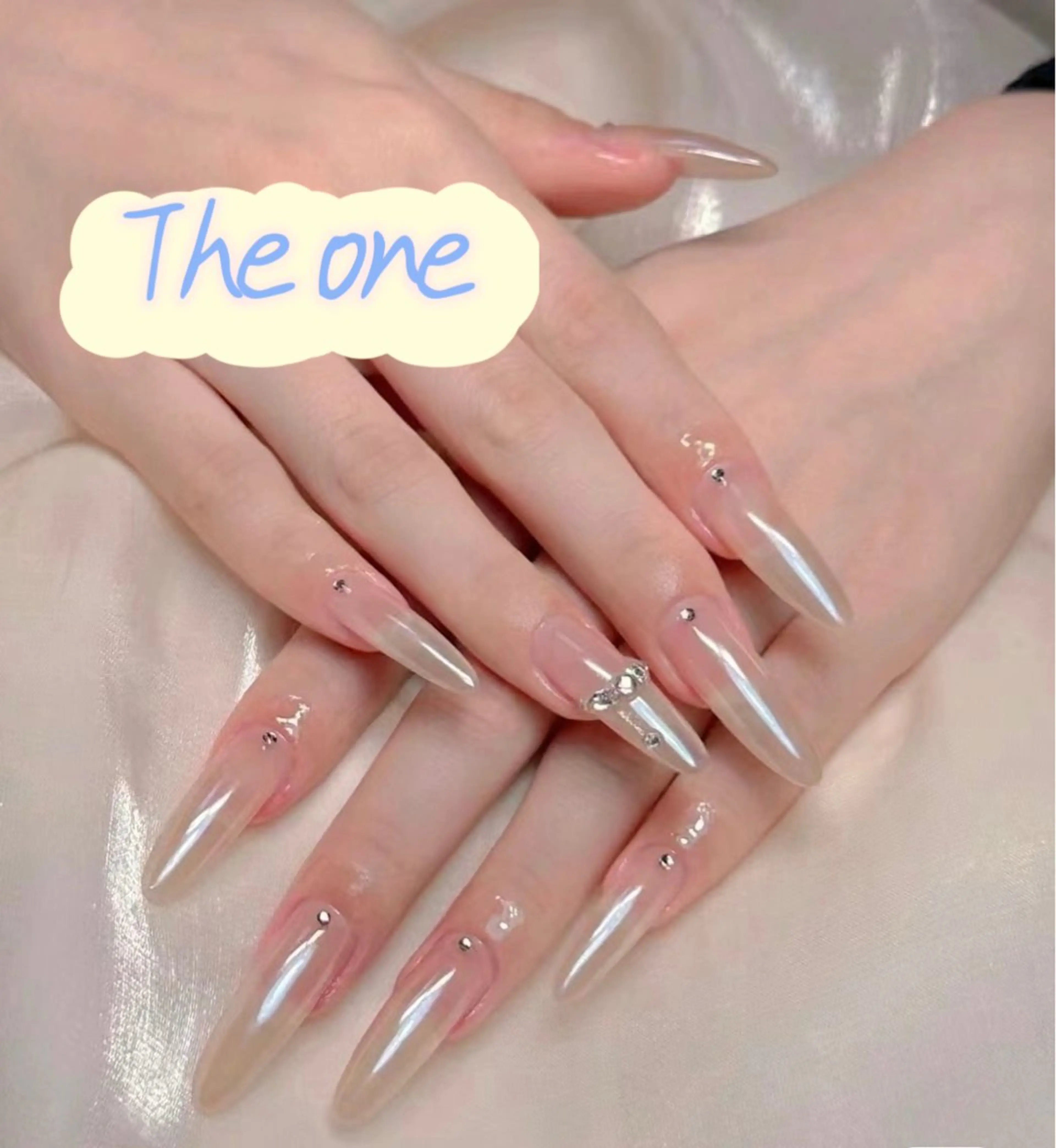 ネイル Theone栄店 赤松のネイルデザイン