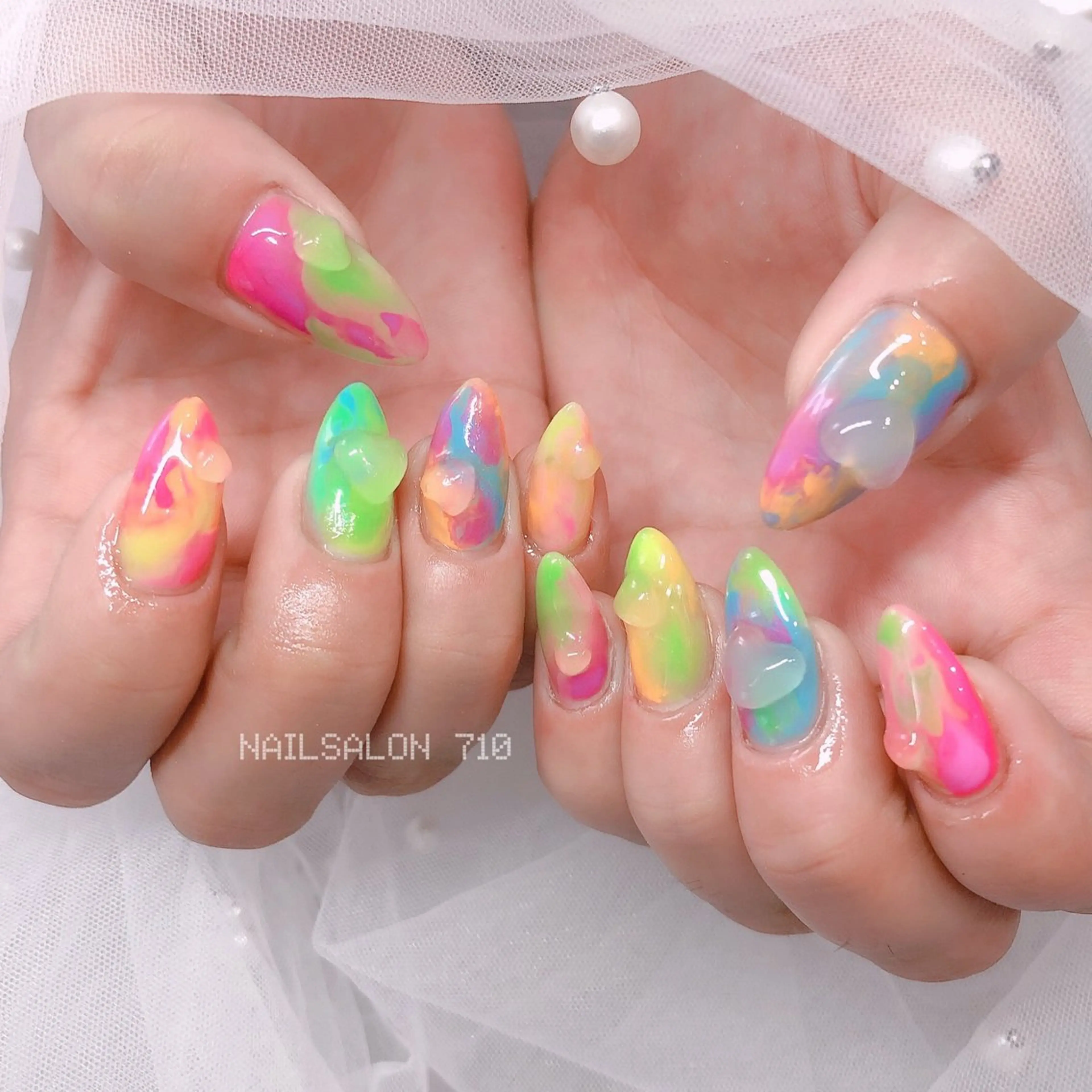 ネイル 大理石ネイル(マーブル) ハンドネイル フットネイル ナナイチゼロ I.Naoのネイルデザイン