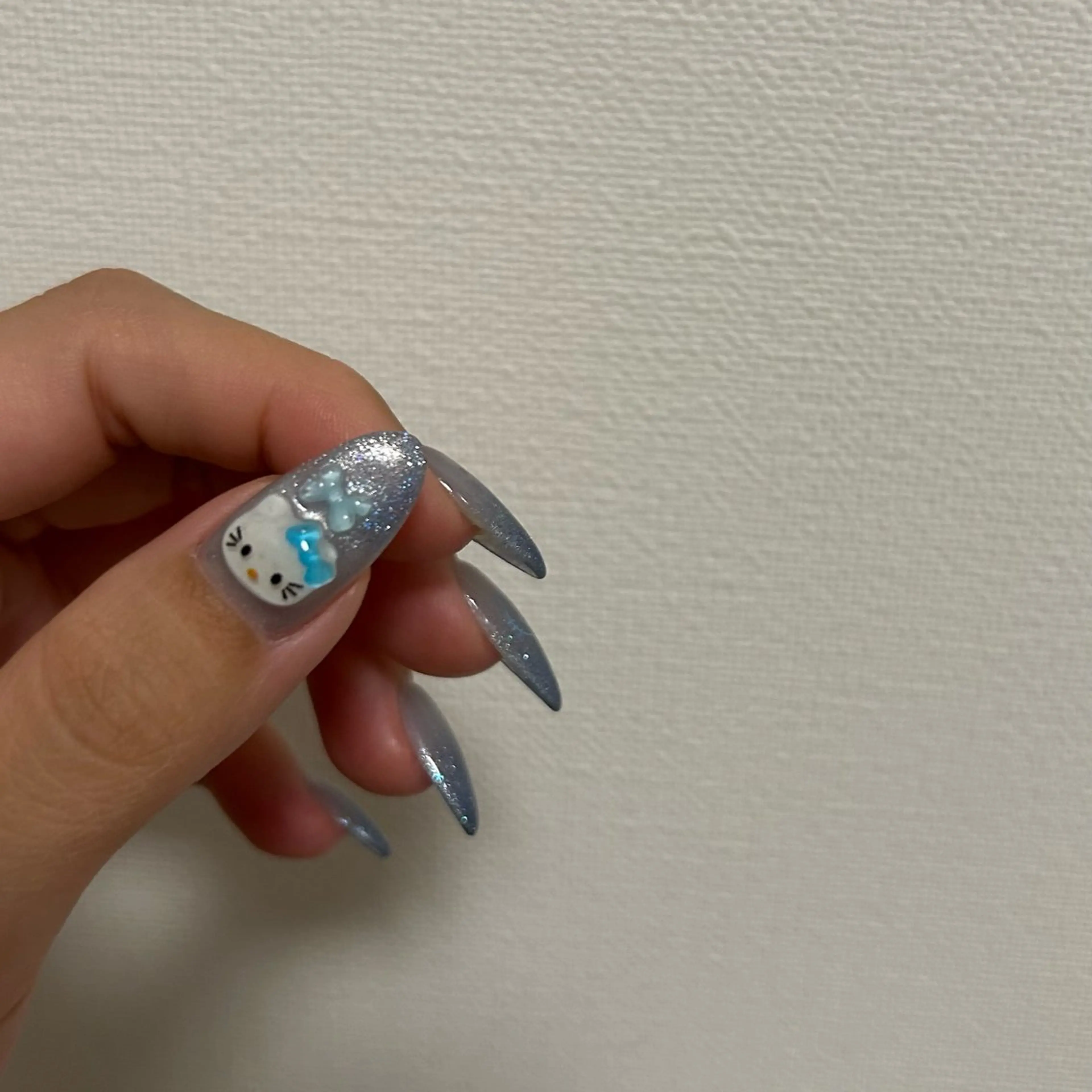 ネイル 氷ネイル・うるうるネイル マグネットネイル ハンドネイル ☽ ☾のネイルデザイン