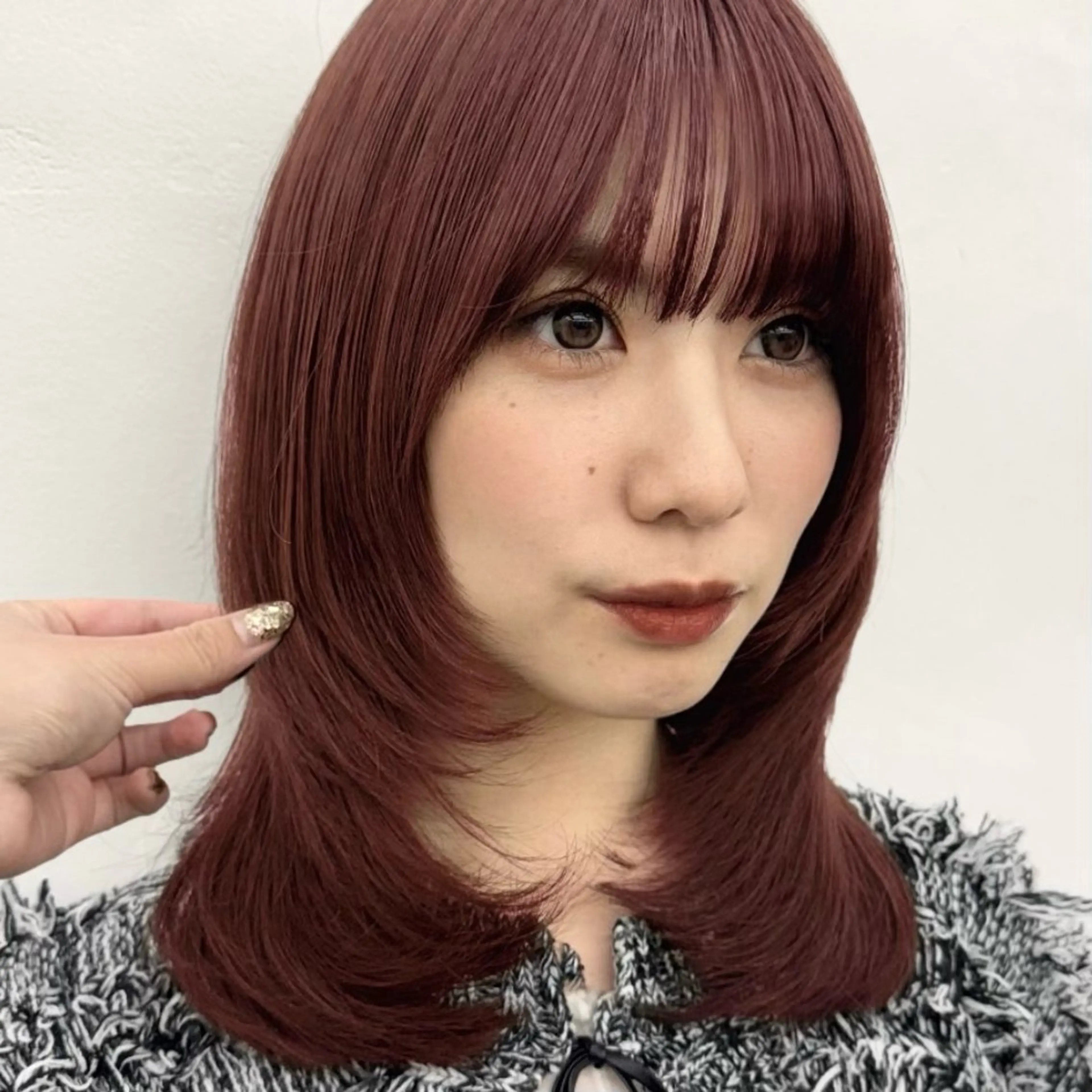 ミディアム カラー ヘアアレンジ ベージュカラー ブリーチ オレンジ ピンクカラー レッドカラー カット ヘアカラー トリートメント ヘッドスパ ヘアセット 似合わせカット/ダブ ルカラー💫AINAのヘアスタイル