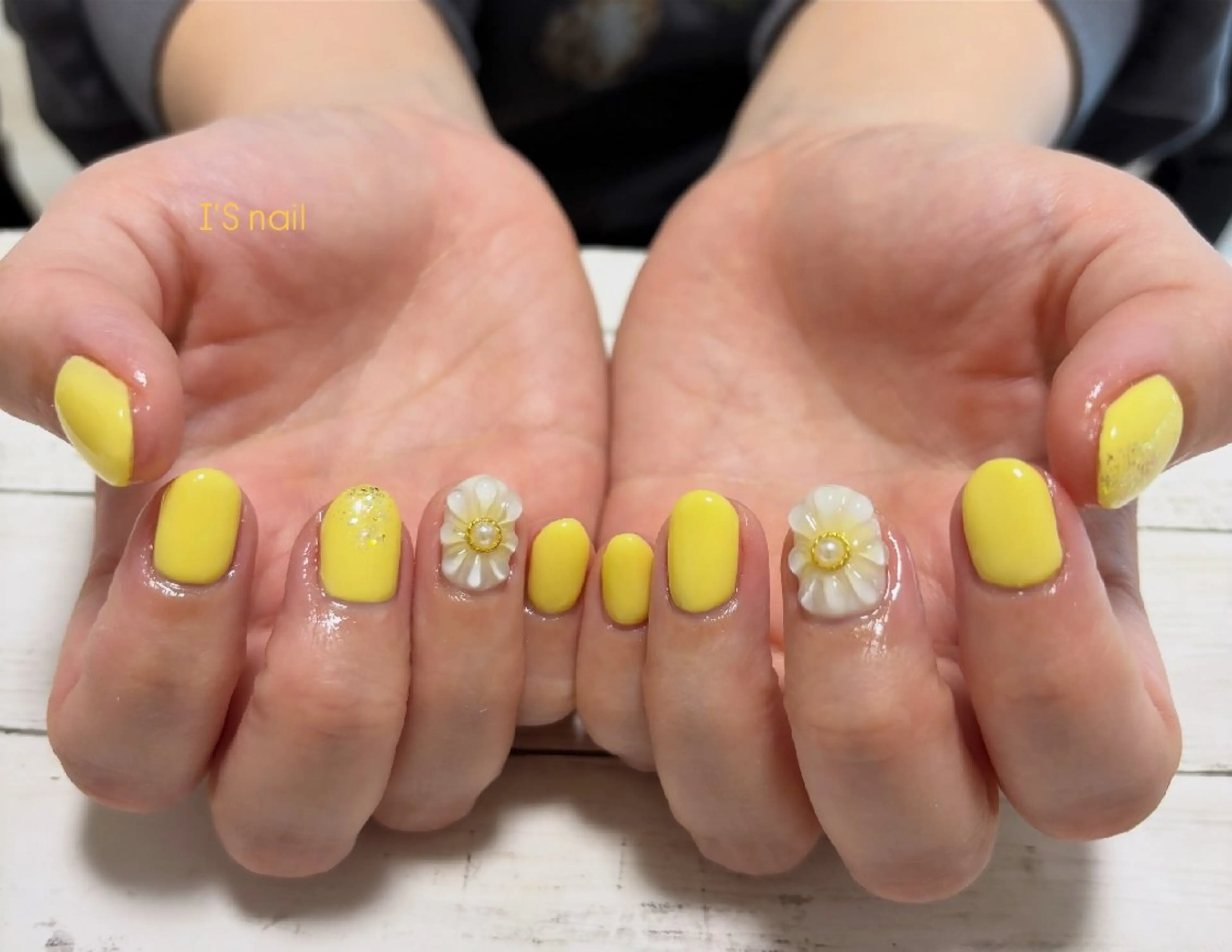 ネイル フラワーネイル ぷっくりネイル ハンドネイル I'S nail 佐野のネイルデザイン