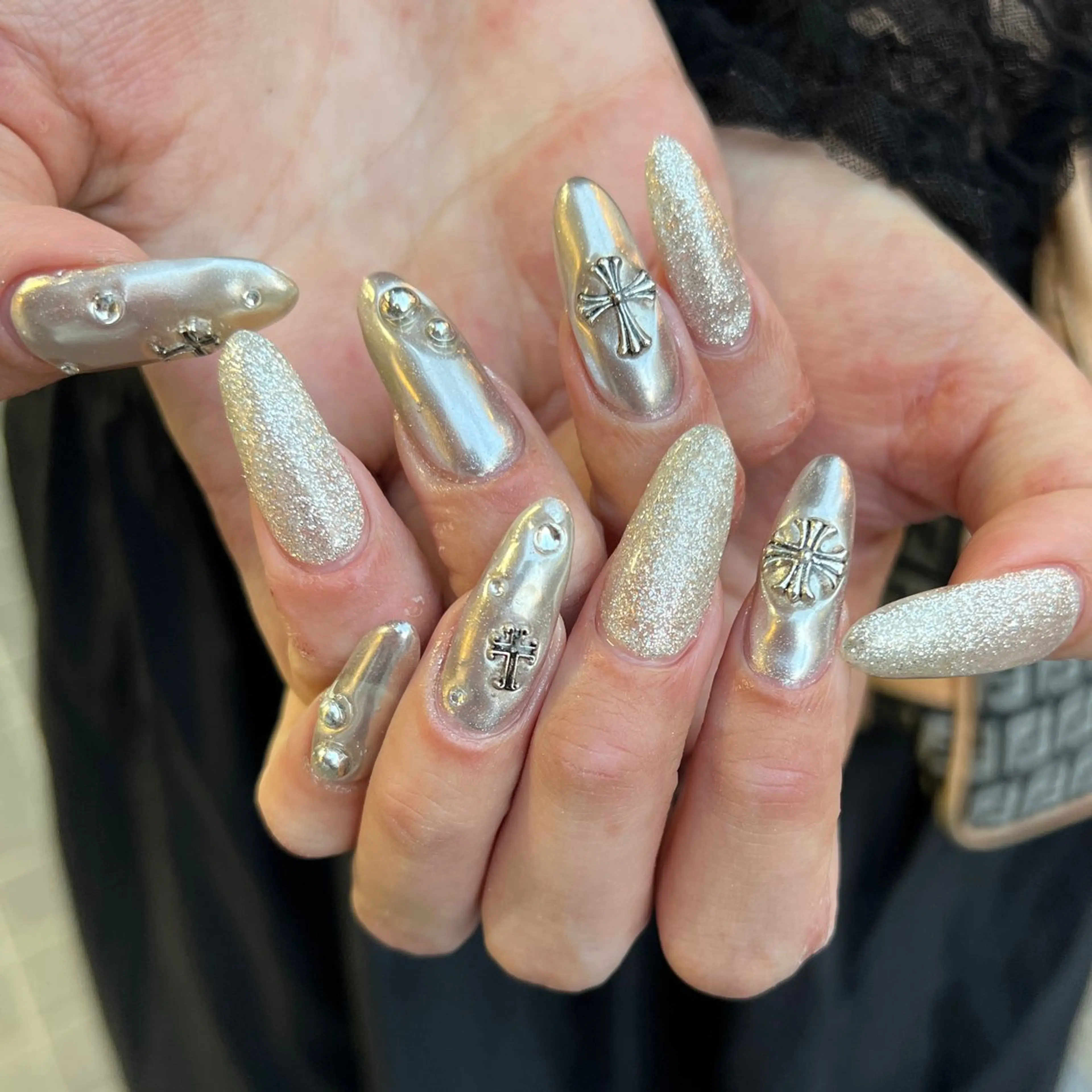 ネイル ハンドネイル 河野 弥月のネイルデザイン