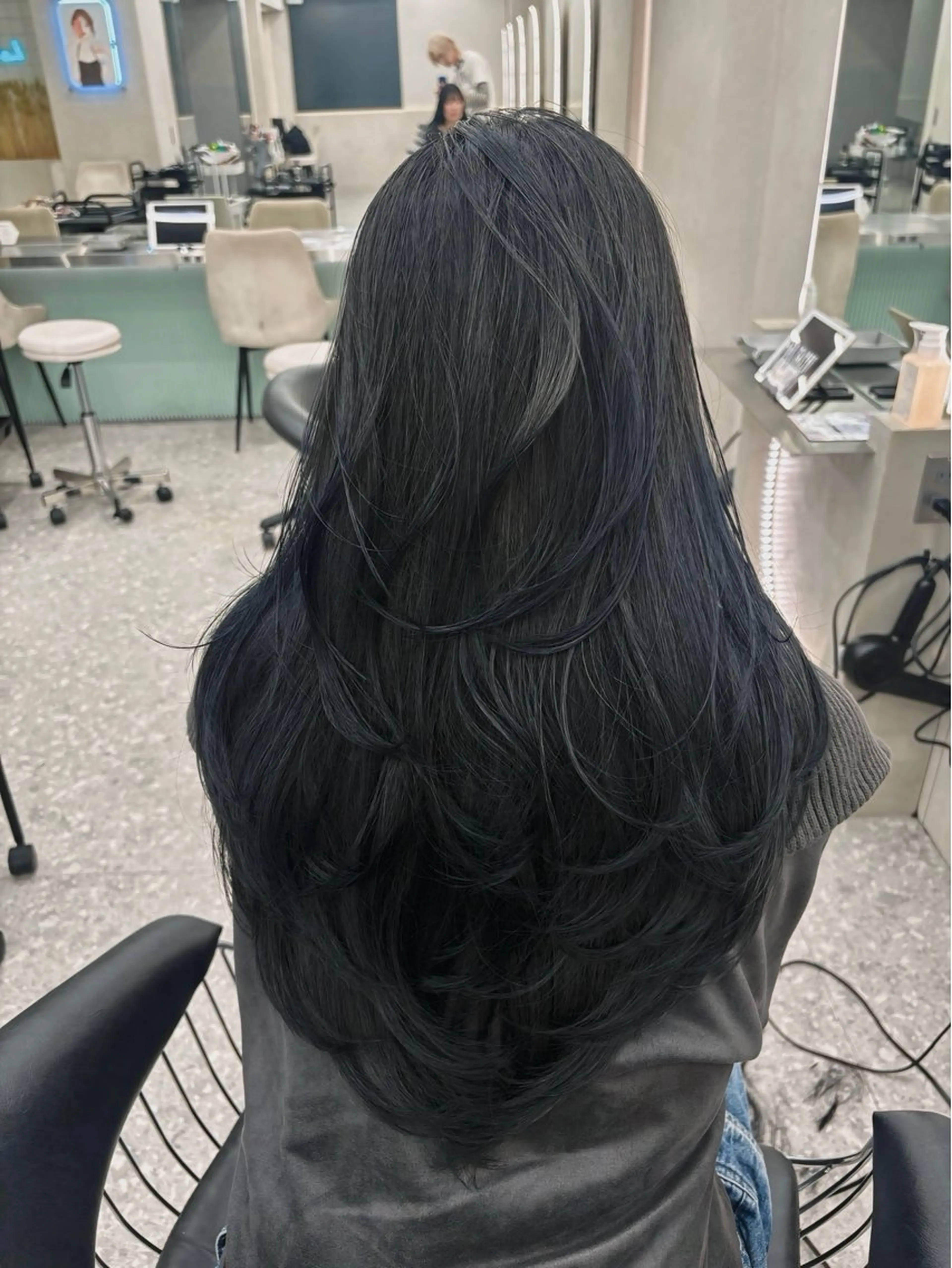 ロング ハッシュカット ハイレイヤー レイヤーカット Yuta✂︎ 韓国レイヤー🪽のヘアスタイル