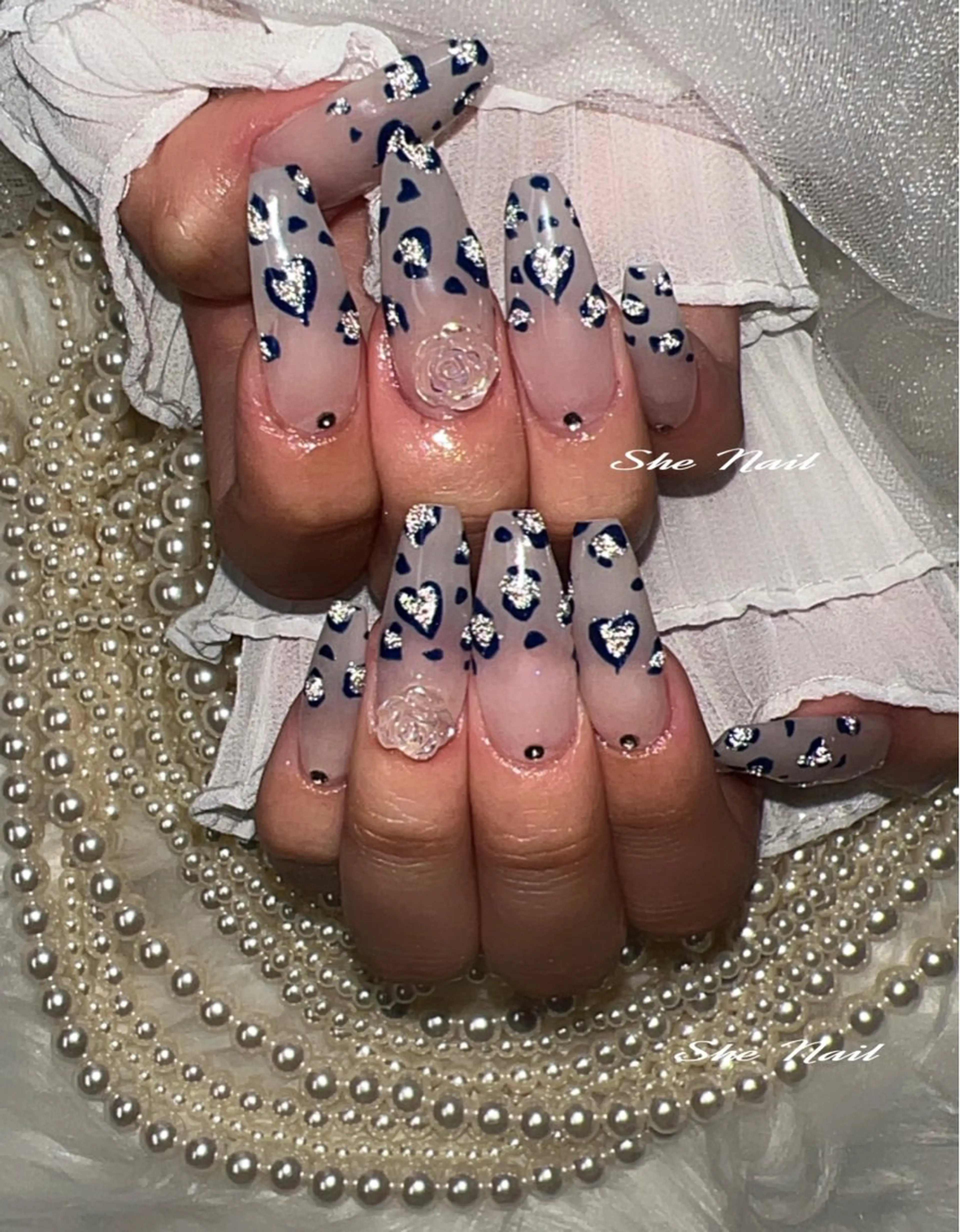 ネイル チークネイル 長さ出し フレンチネイル ガラスフレンチ キラキラネイル She   Nail所属・ISA_ BELLAのネイルデザイン