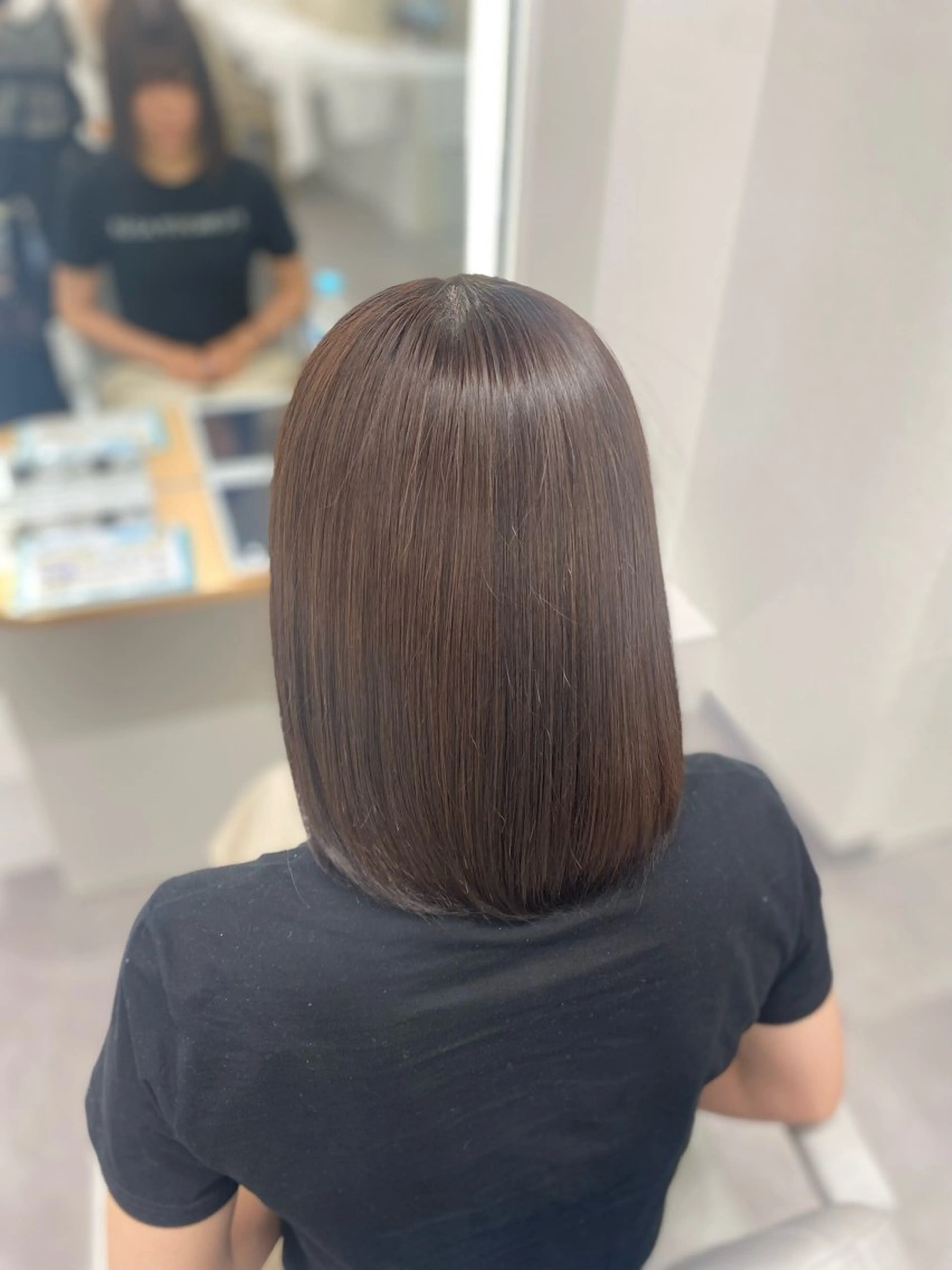 ミディアム 薮本 真優のヘアスタイル